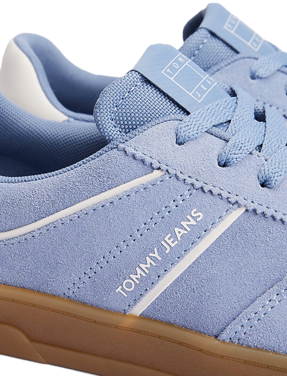 Кеды женские Tommy Jeans The Greenwich Suede EN0EN02696-C33 38 голубые фото 6