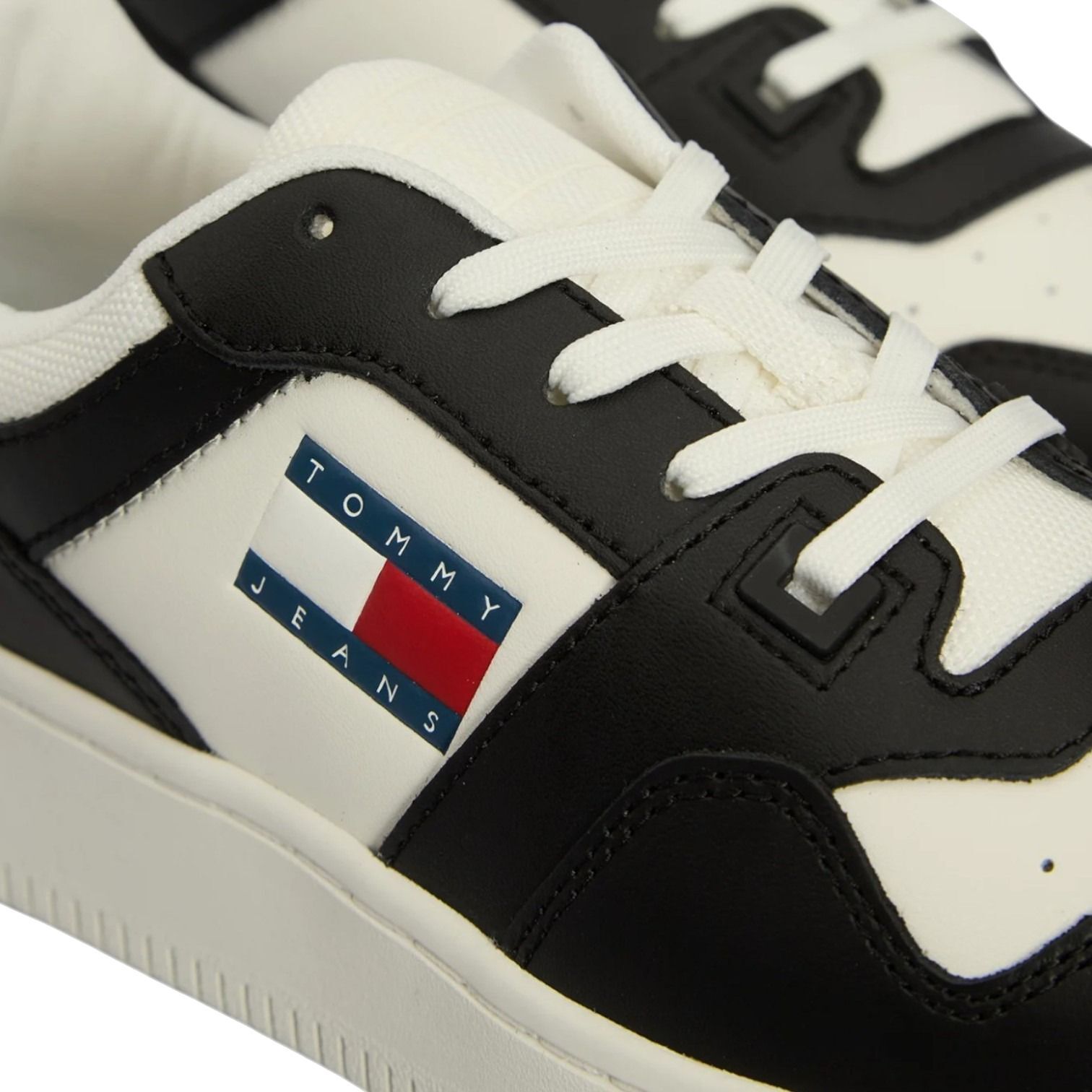 Кеды женские Tommy Jeans Tjw Retro Basket Ess EN0EN02505-0GS 39 черные фото 4