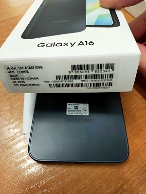 Смартфон Samsung Galaxy A16 4/128Gb Black (SM-A165FZKBEUC) фото 2