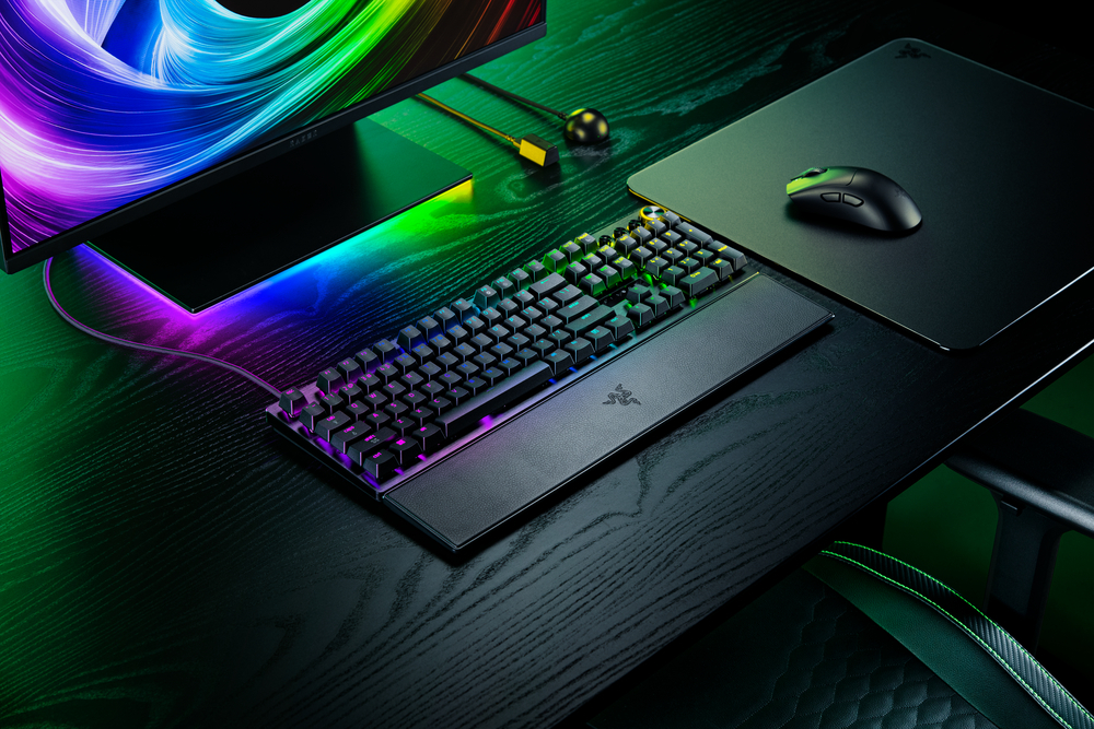 Ігрова клавіатура Razer Huntsman V3 Pro RGB Black (RZ03-05530100-R3M1)фото