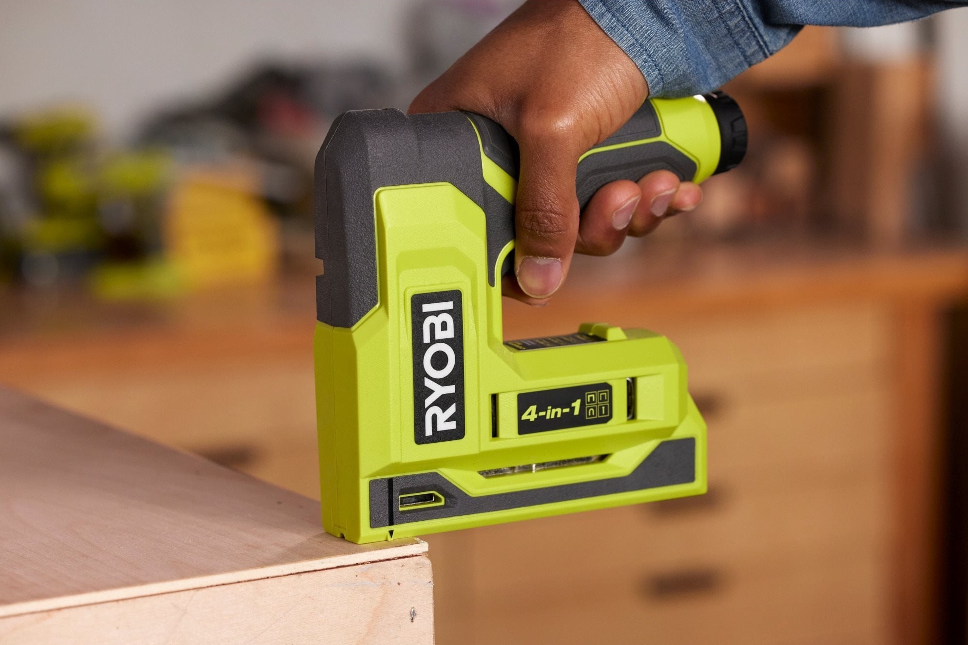 Степлер Ryobi USB Lithium RST4-0 4В (без АКБ и ЗУ), (5133006329) фото 