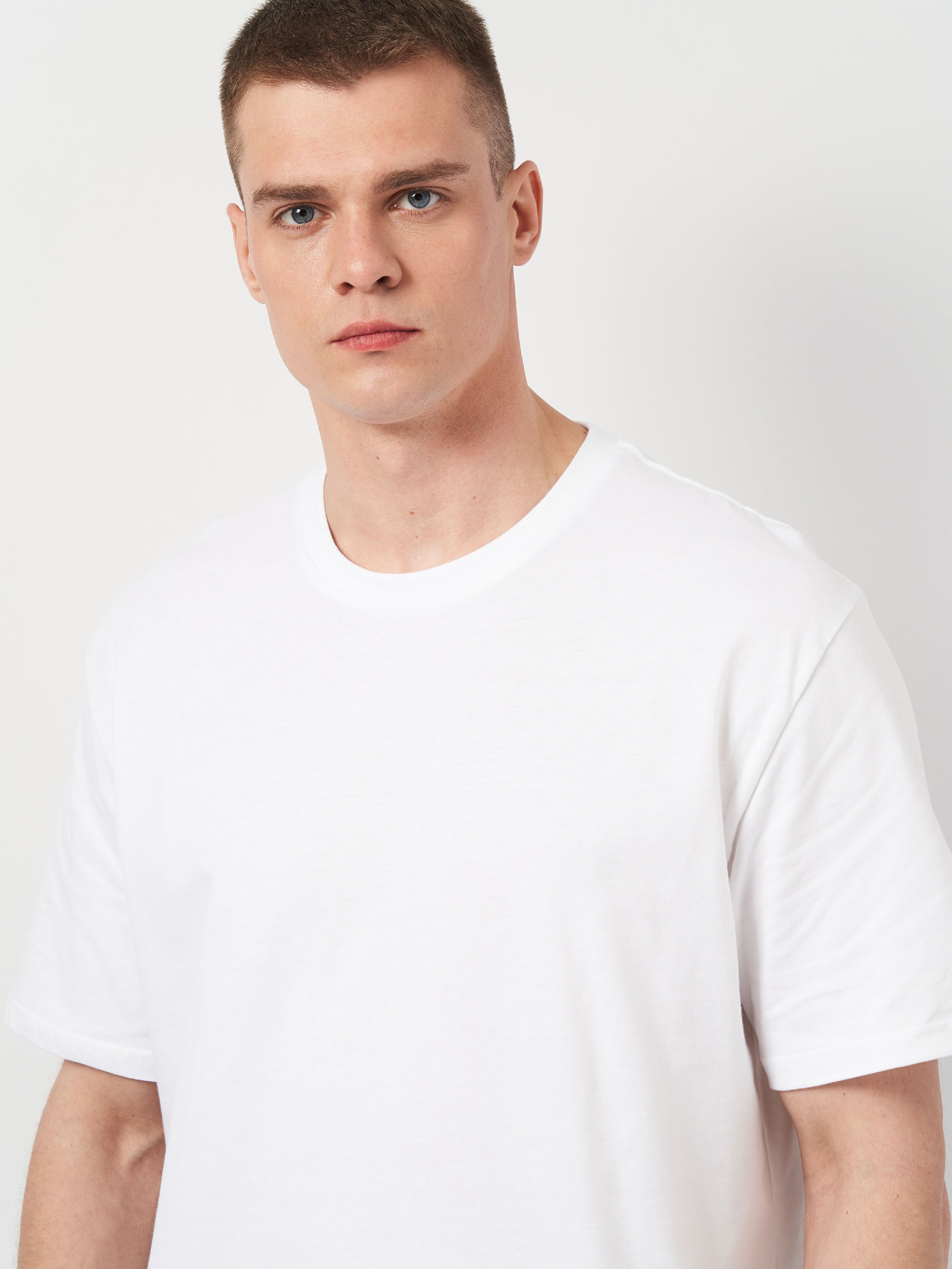 Футболка бавовняна чоловіча Roza 220501 2XL білафото3