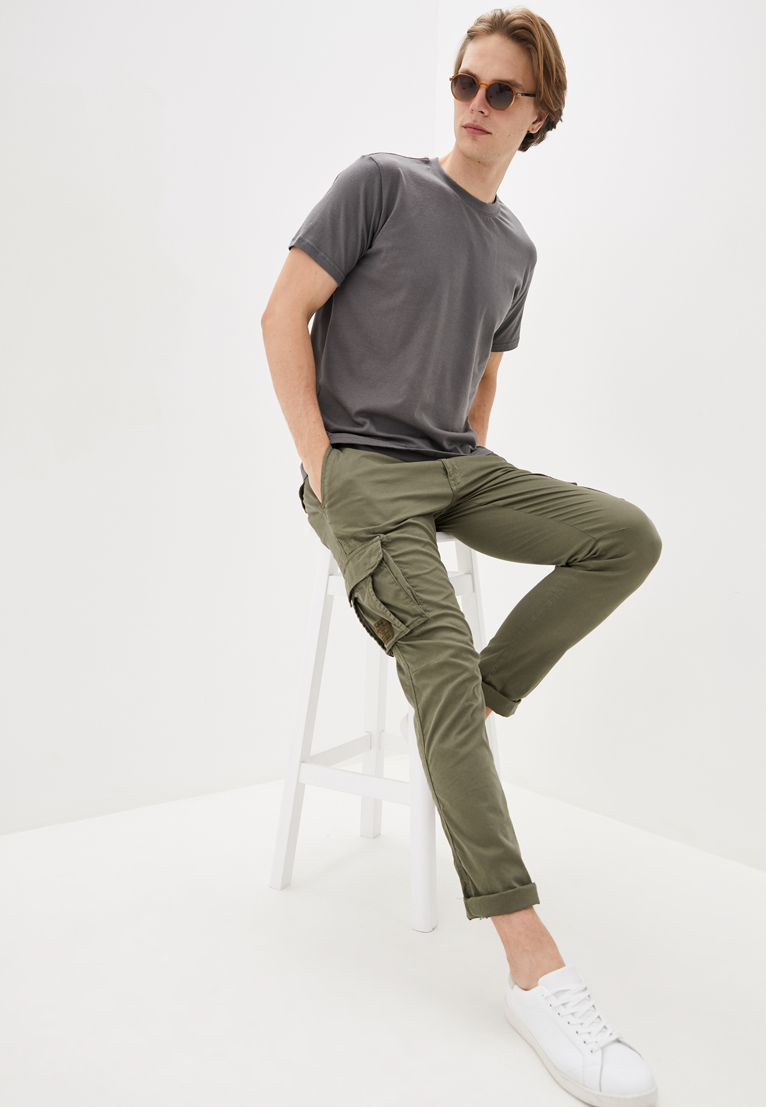 Футболка бавовняна чоловіча Roza 170201 S сірафото4