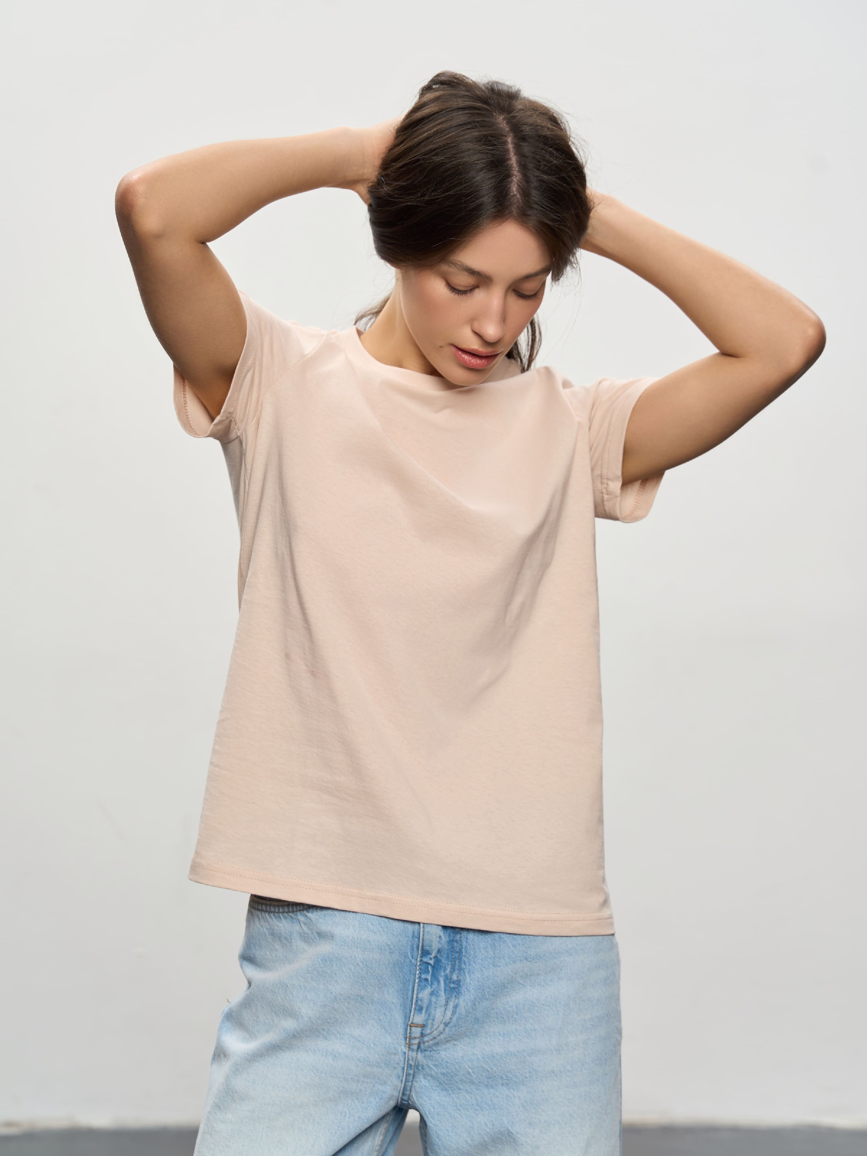 Футболка хлопковая женская Roza 231107 XL пепельно-телесная фото 3