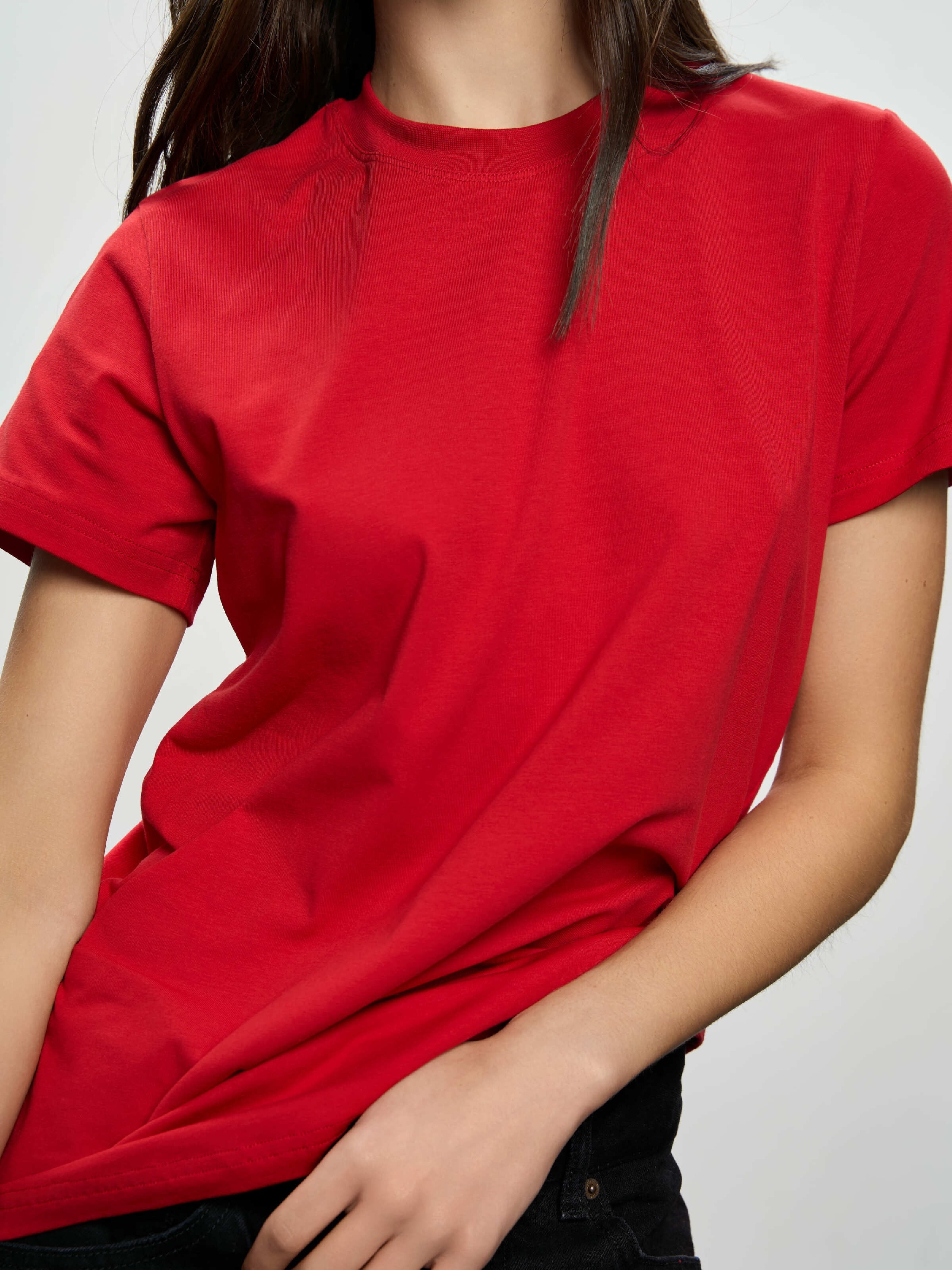 Футболка хлопковая женская Roza 231103 S красная фото 3