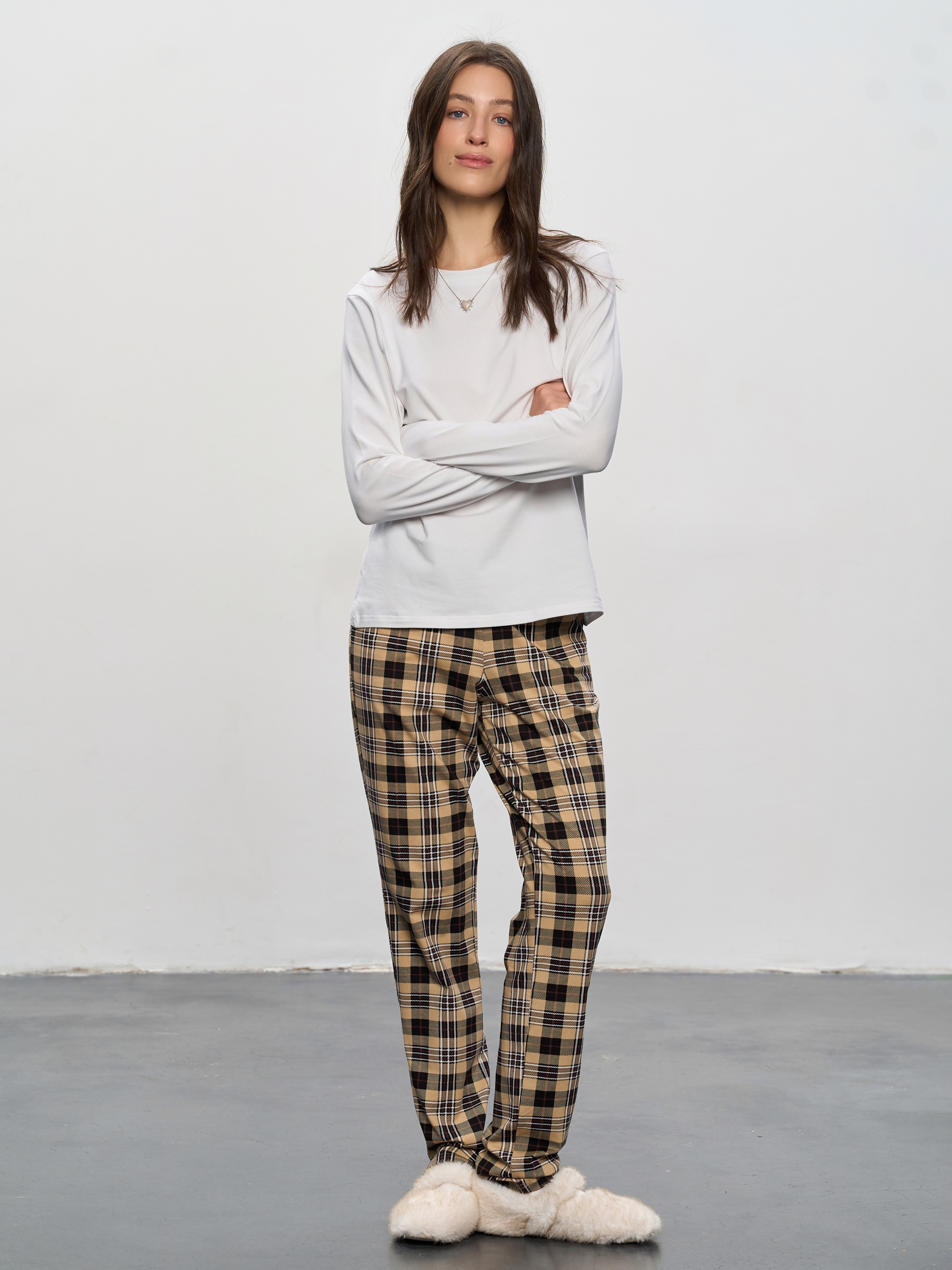 Лонгслив жіночий Roza 251020 L білийфото5