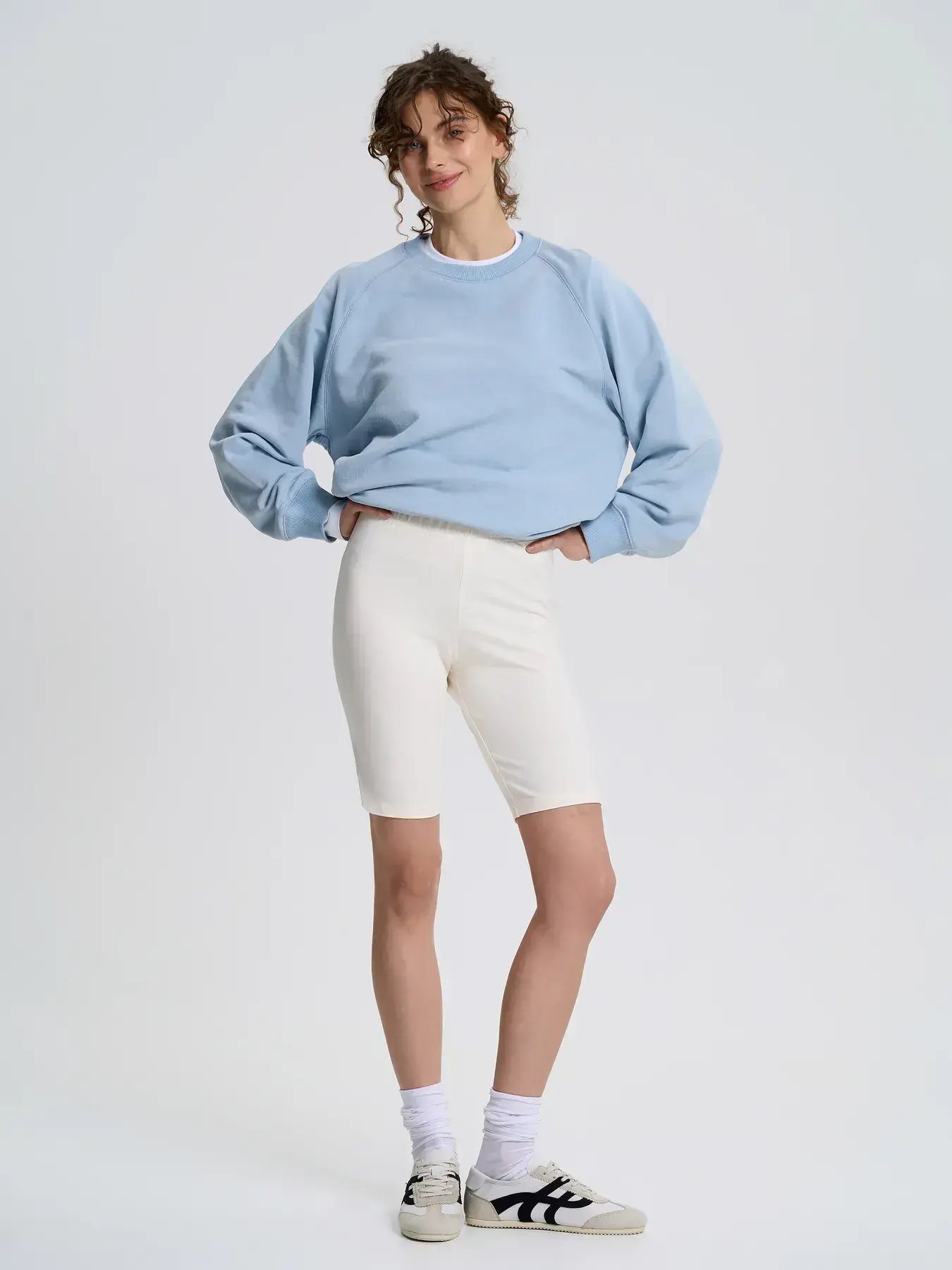 Шорты-велосипедки женские Roza 220910 XL светло-бежевые фото 6