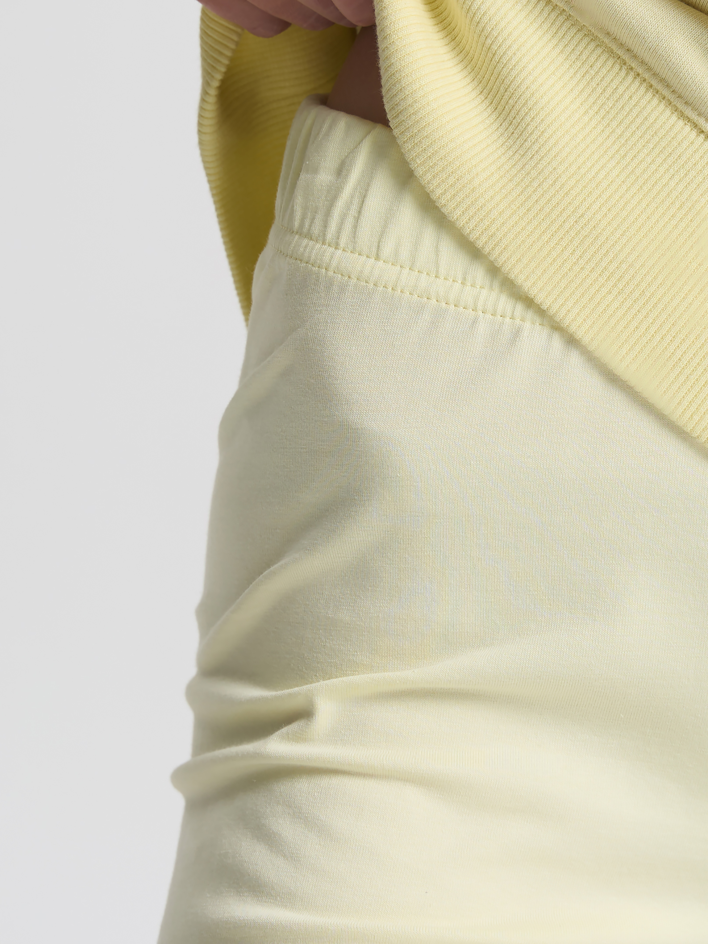 Шорты-велосипедки женские Roza 220910 S светло-желтые фото 5