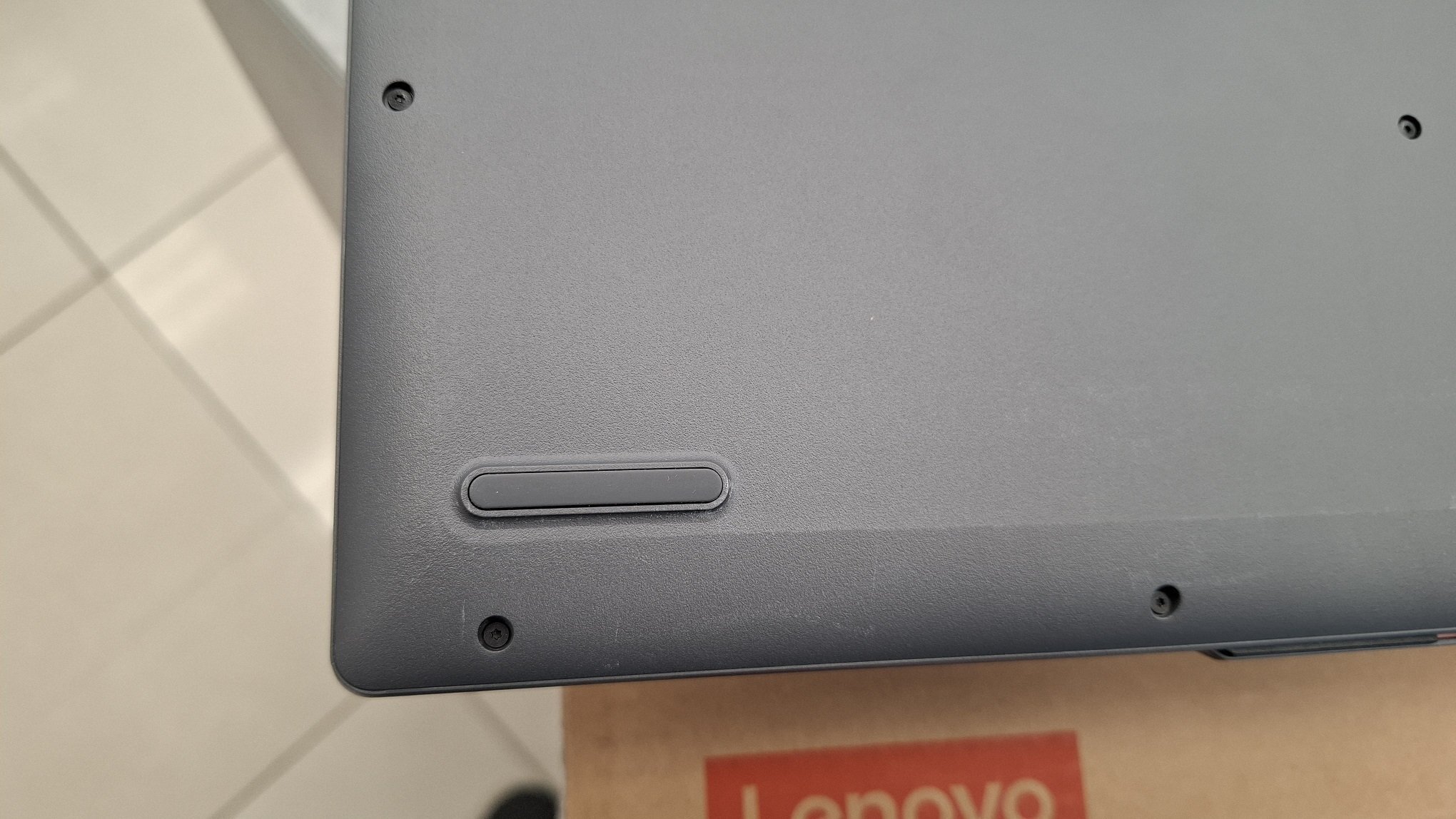 Ноутбук LENOVO IdeaPad Slim 3 15IAH8 (83ER00F7RA) фото 3