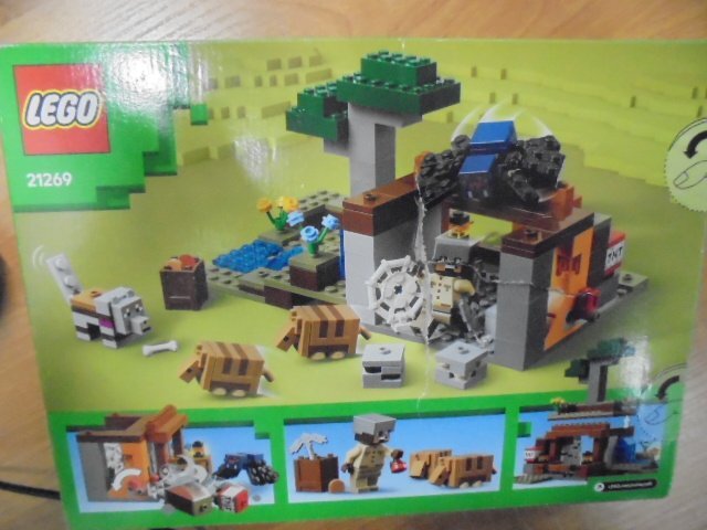 LEGO 21269 Minecraft Шахтная экспедиция «Броненосец» фото 2