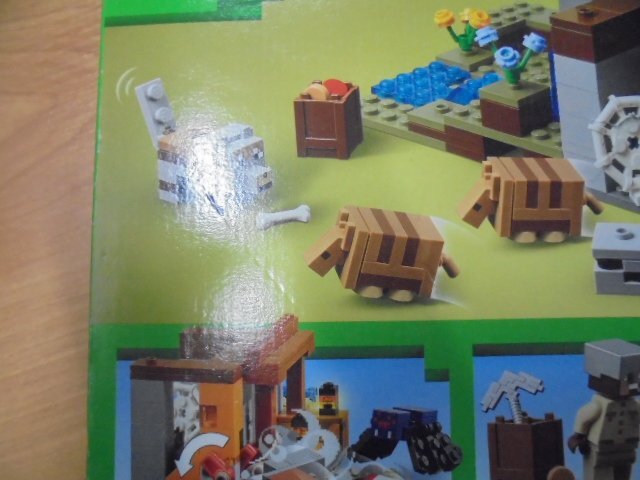 LEGO 21269 Minecraft Шахтная экспедиция «Броненосец» фото 4