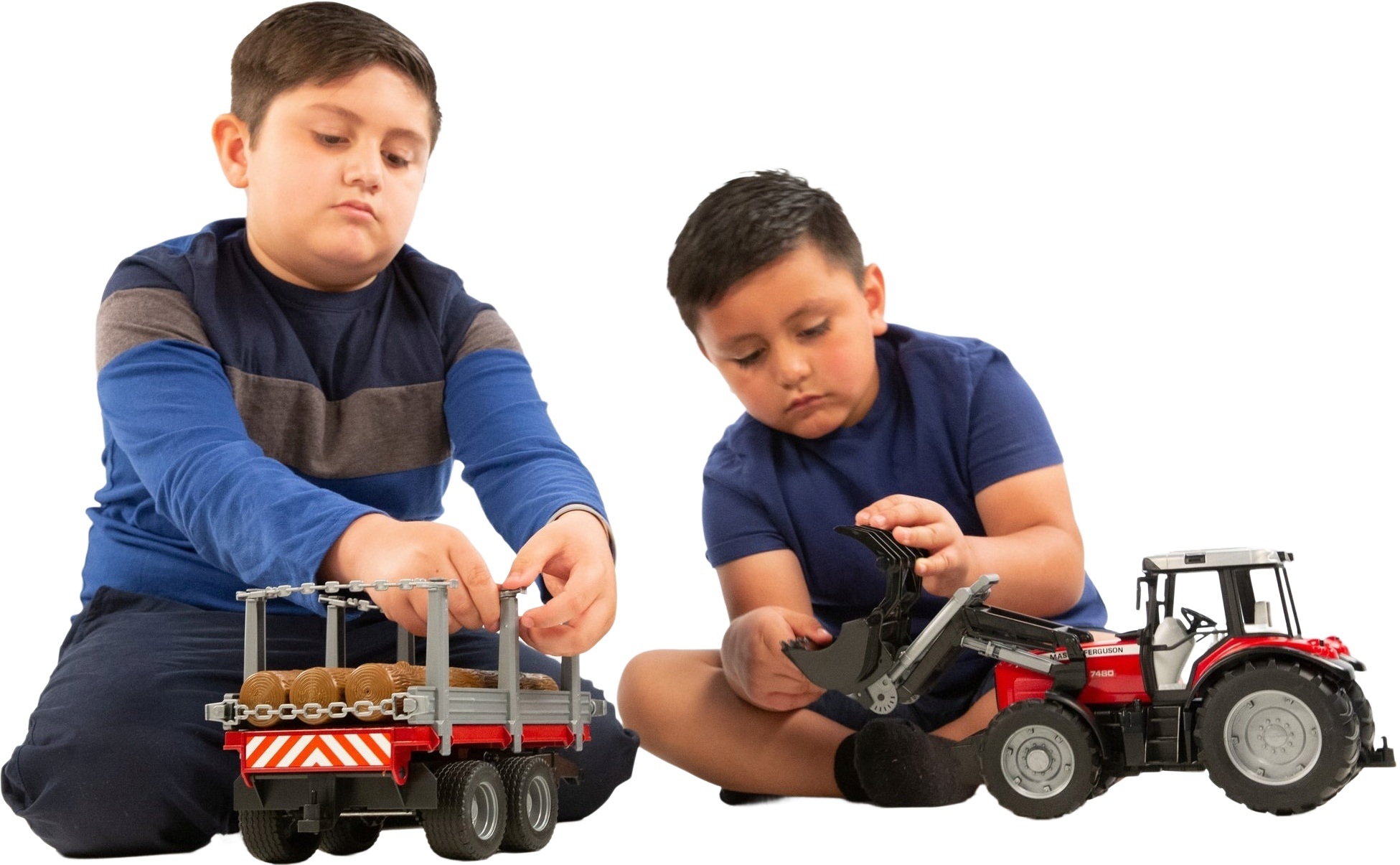 Трактор Bruder Massey Ferguson с прицепом (2046) фото 