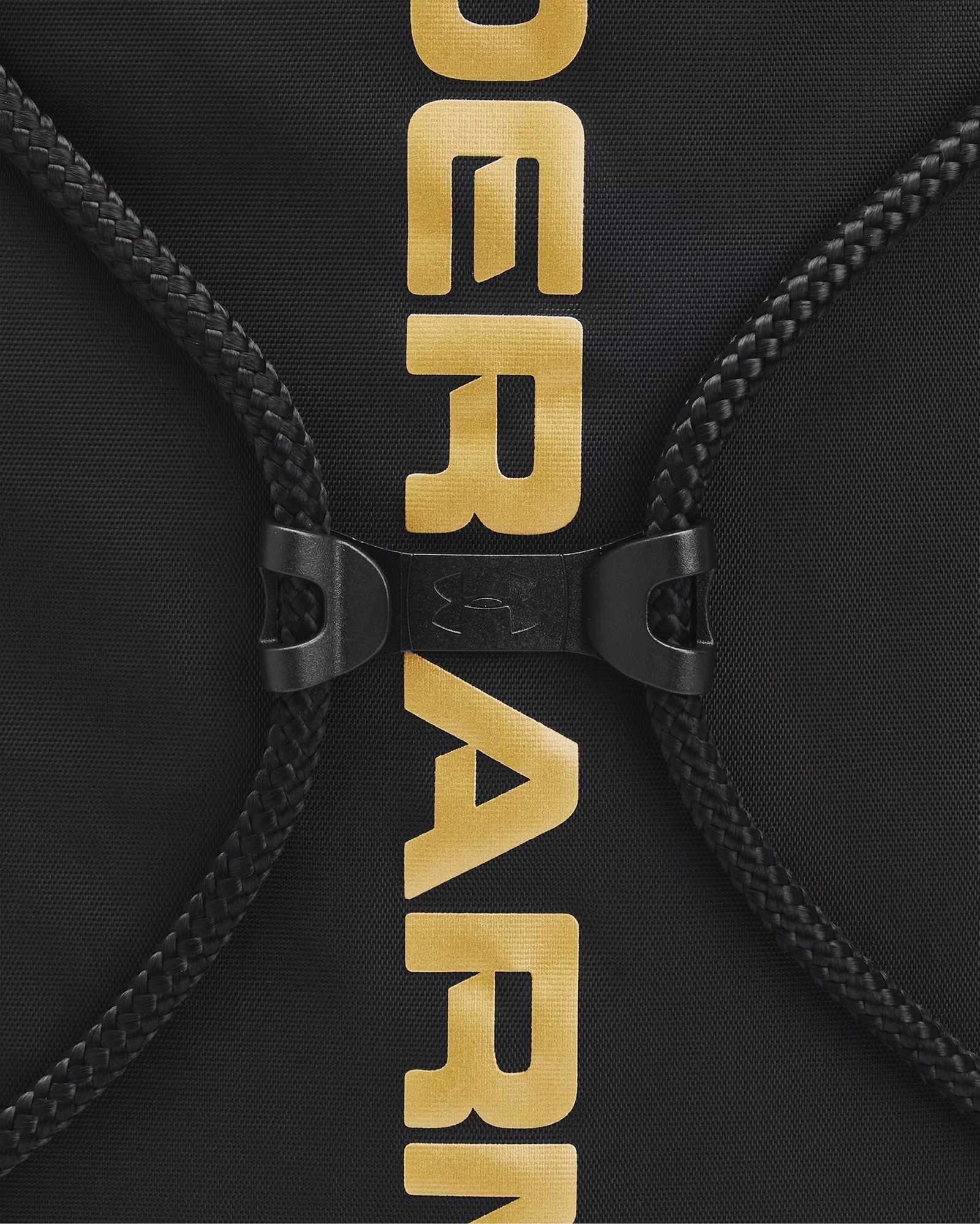 Рюкзак Under Armour Ozsee Sackpack 1240539-010 черный фото 3