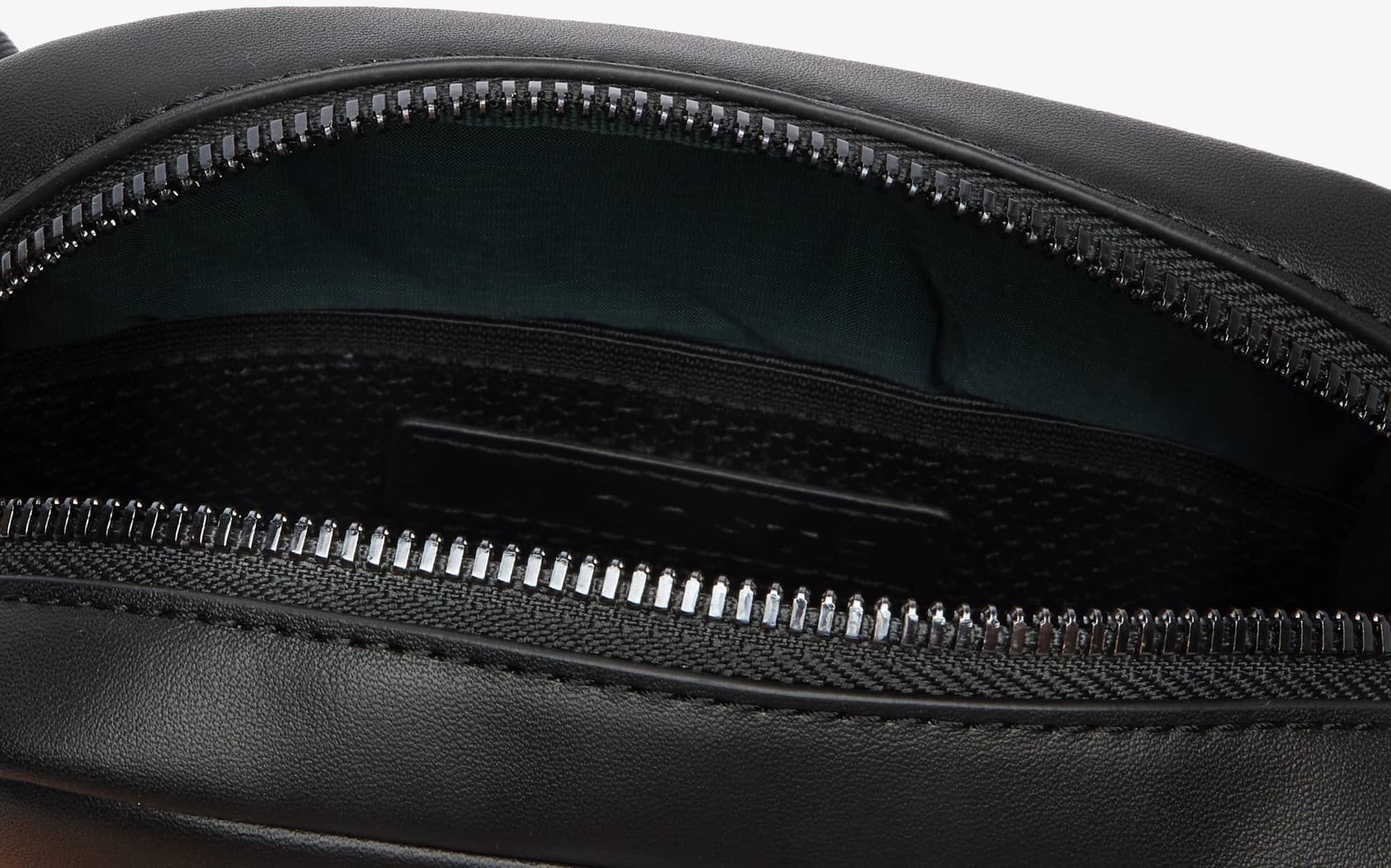 Сумка плечевая Lacoste Monogram Satchel NH4486MR черная фото 4