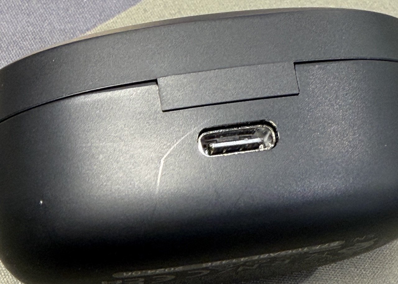 Навушники Belkin Soundform Bolt True Wireless Black (AUC009BTBLK)фото2