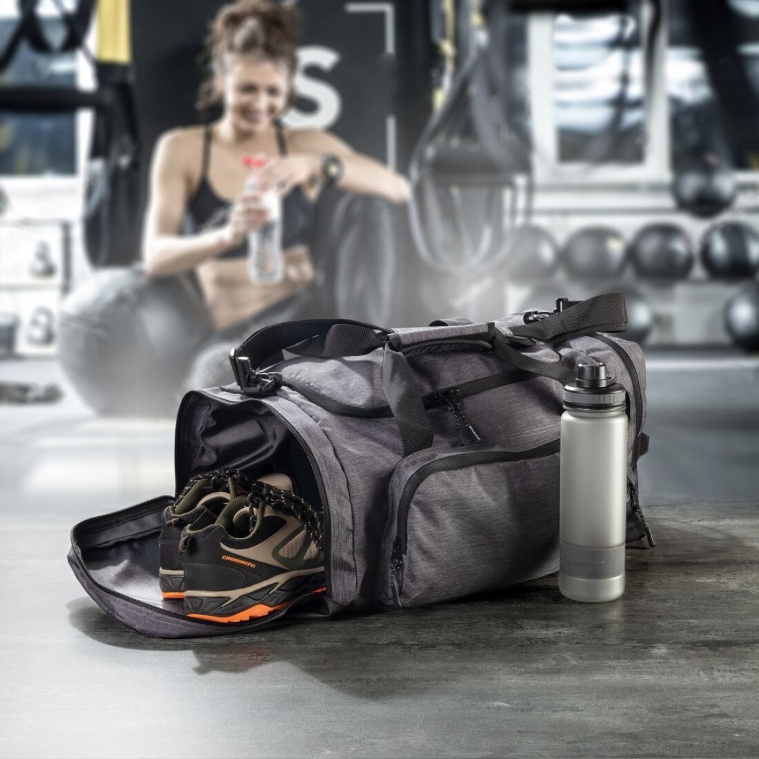 Сумка-рюкзак дорожная Schwarzwolf Ararat F3409500AJ3 60L серая фото 5