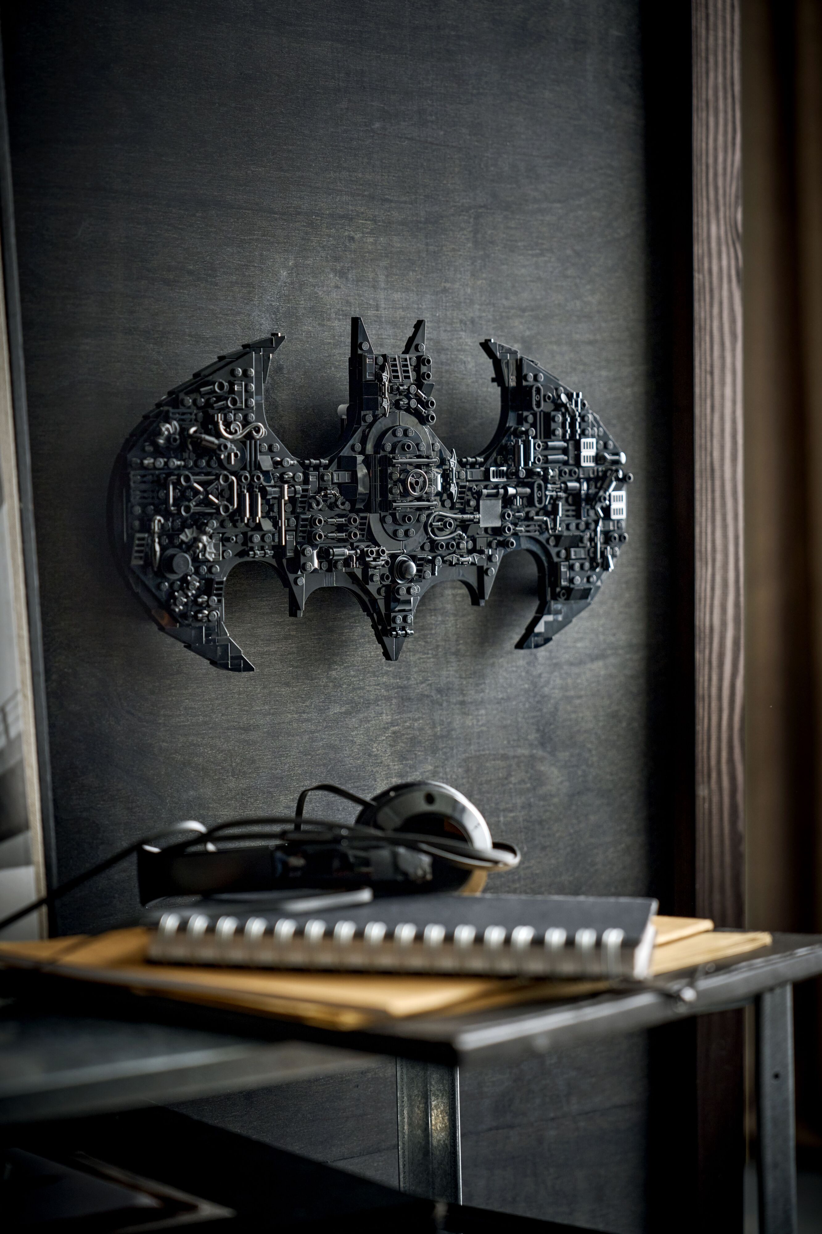 LEGO 76330 Super Heroes Логотип Бэтмена фото 12