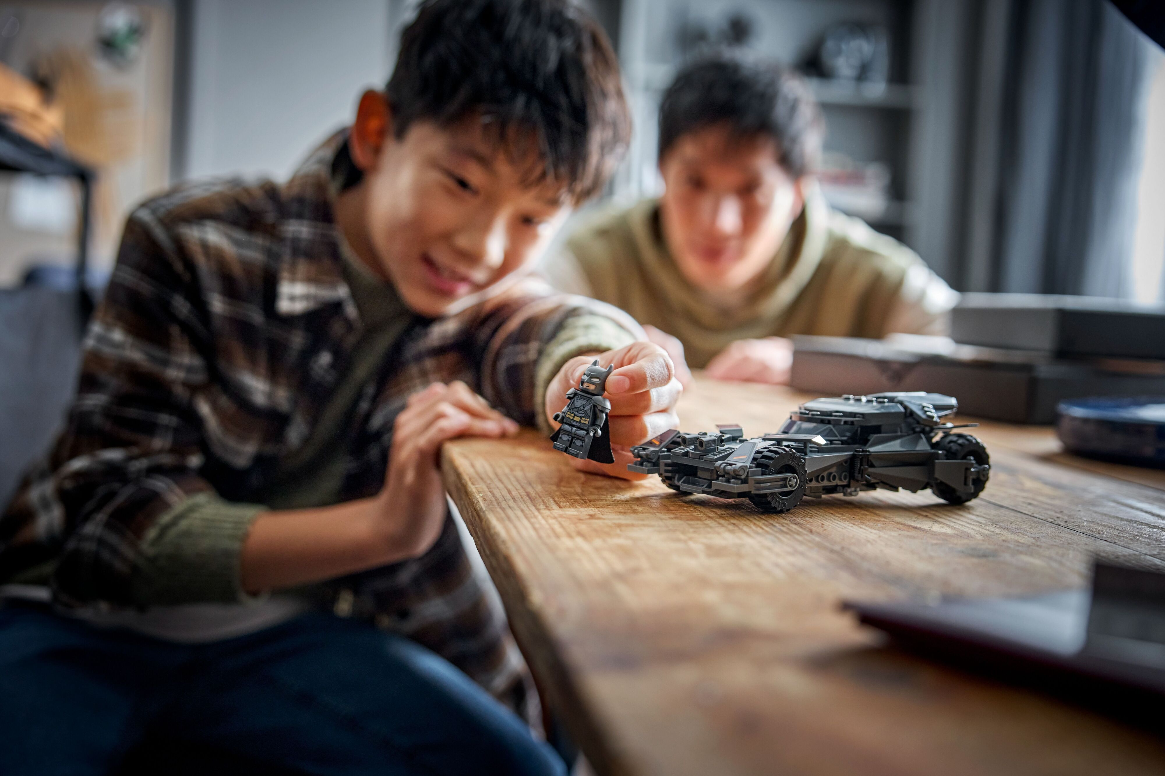 LEGO 76331 Super Heroes Бэтмобиль из фильма «Бэтмен против Супермена» фото 10