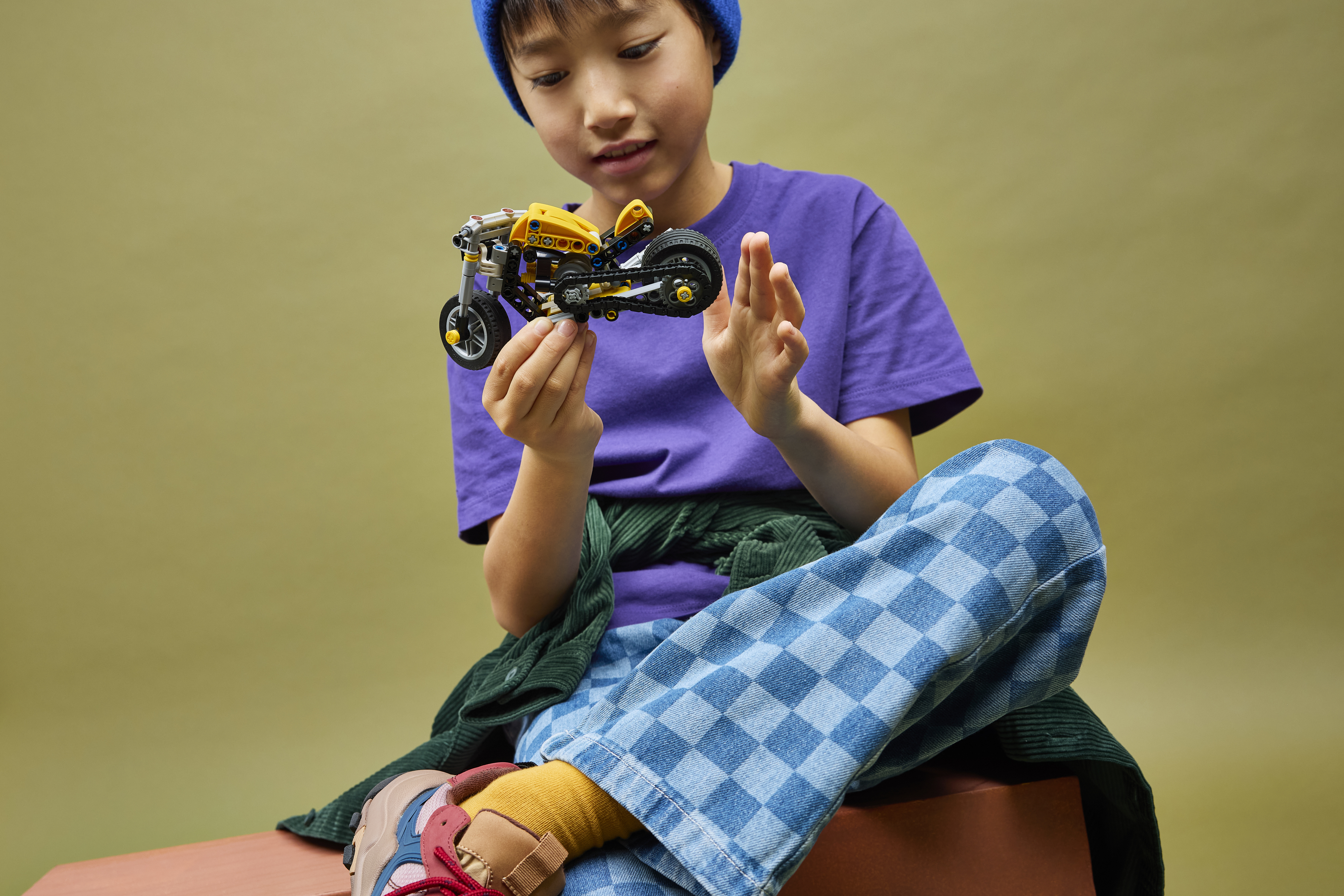 LEGO 42225 Technic Желтый мотоцикл фото 10