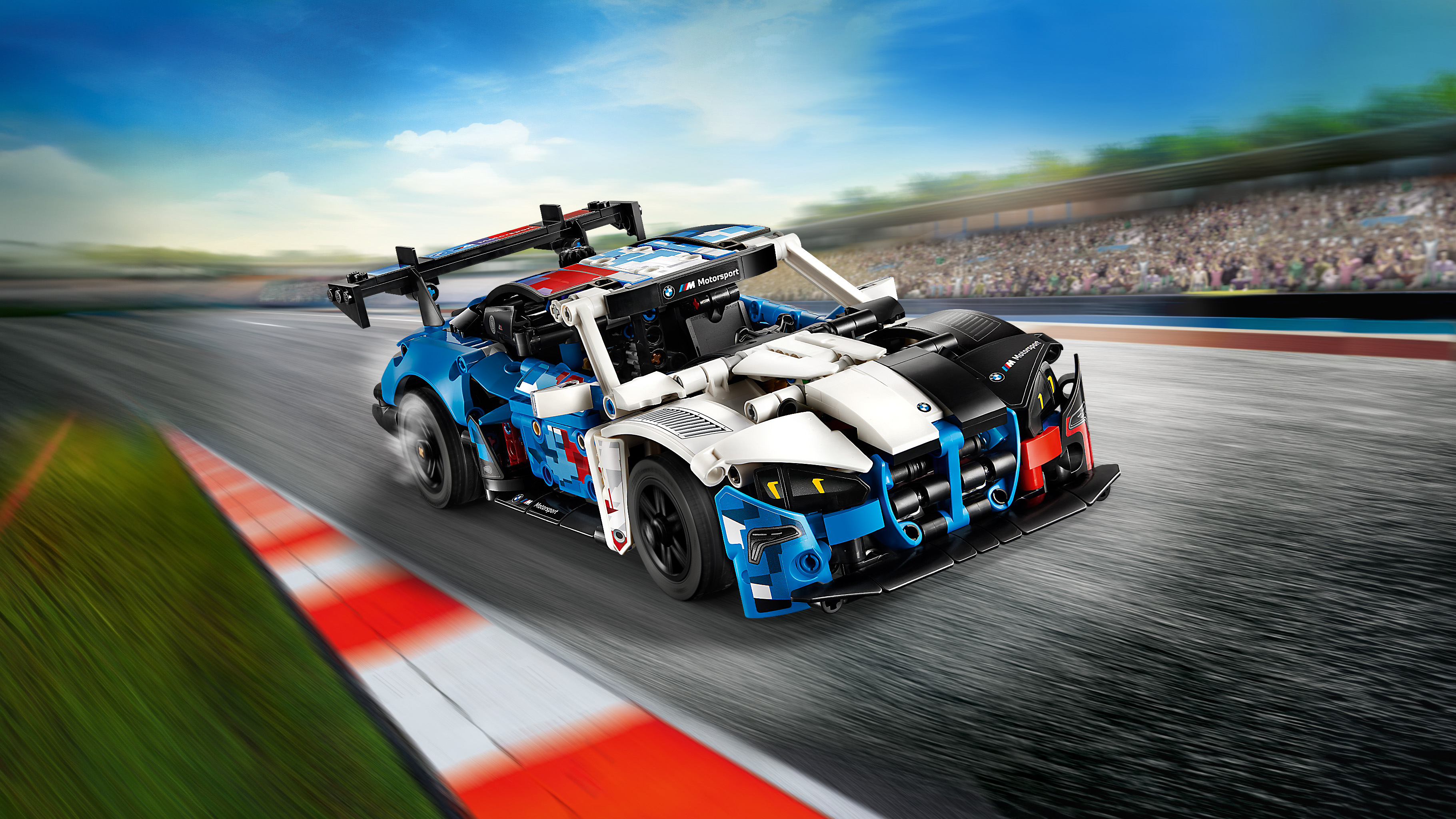 LEGO 42226 Technic Автомобиль для гонки BMW M4 GT3 EVO фото 10