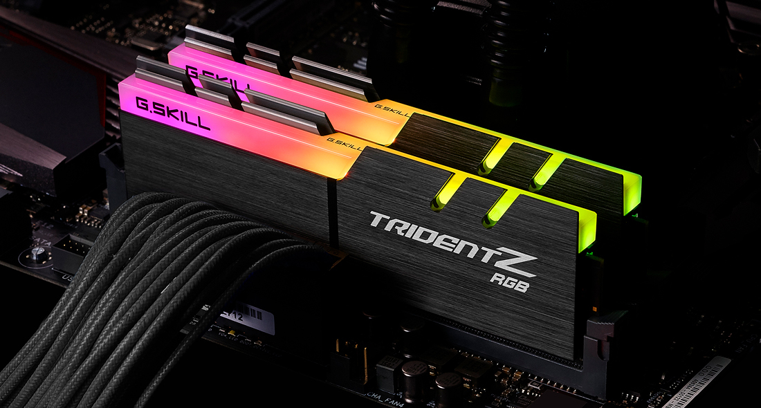 Пам'ять для ПК G.Skill DDR4 32GB (2x16GB) 3600 MHz Trident Z RGB (F4-3600C18D-32GTZR)фото