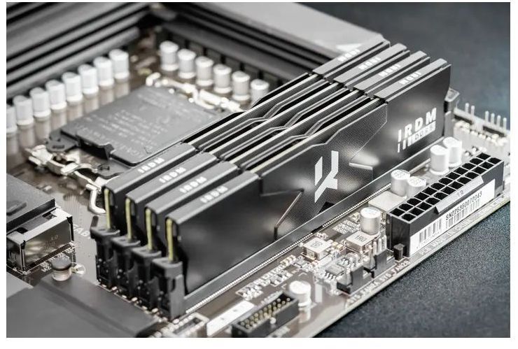 Память для ПК Goodram DDR5 32GB (2x16GB) 6000 MHz IRDM Black (IR-6000D564L36S/32GDC) фото 