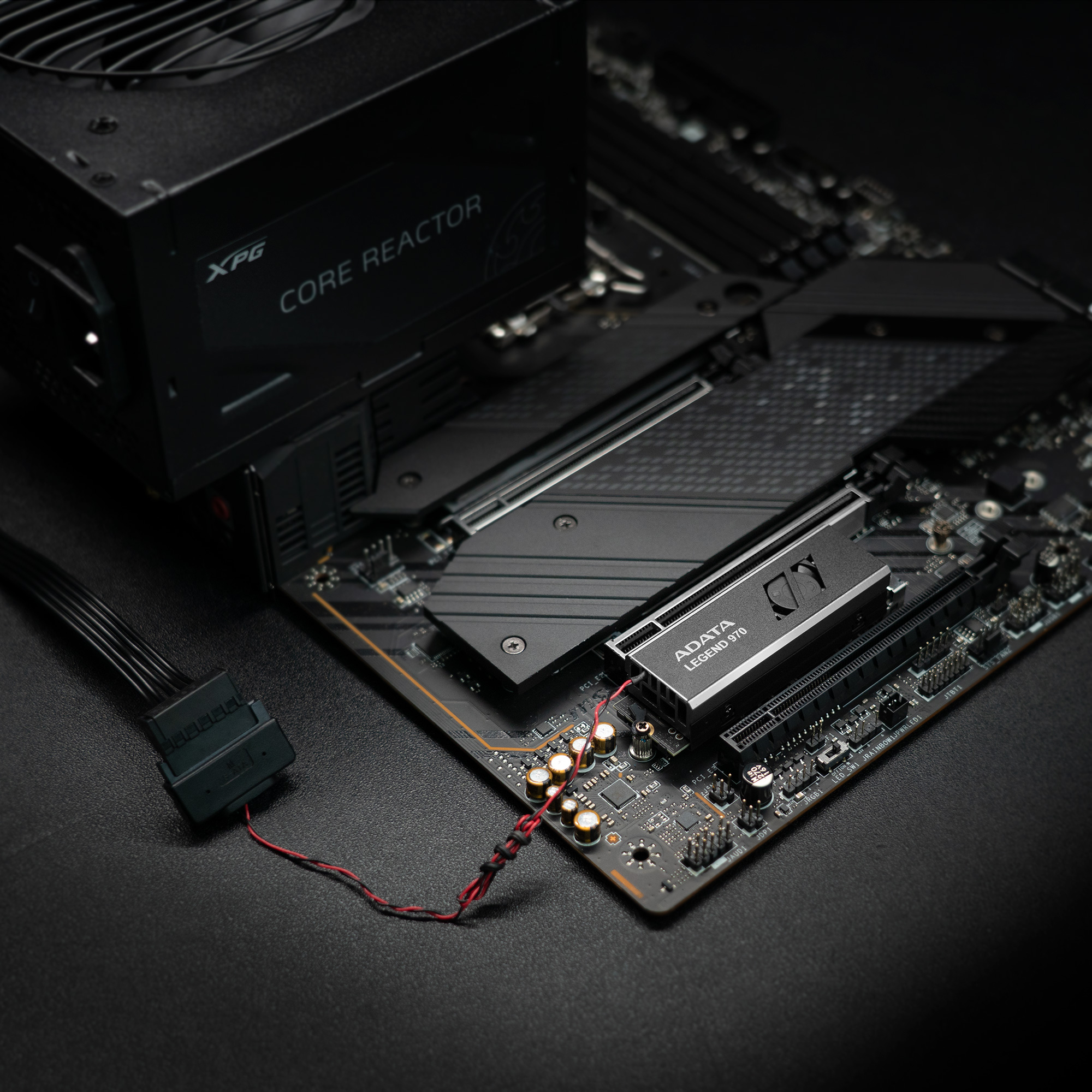 SSD накопитель ADATA M.2 2280 1TB (SLEG-970-1000GCI) фото 