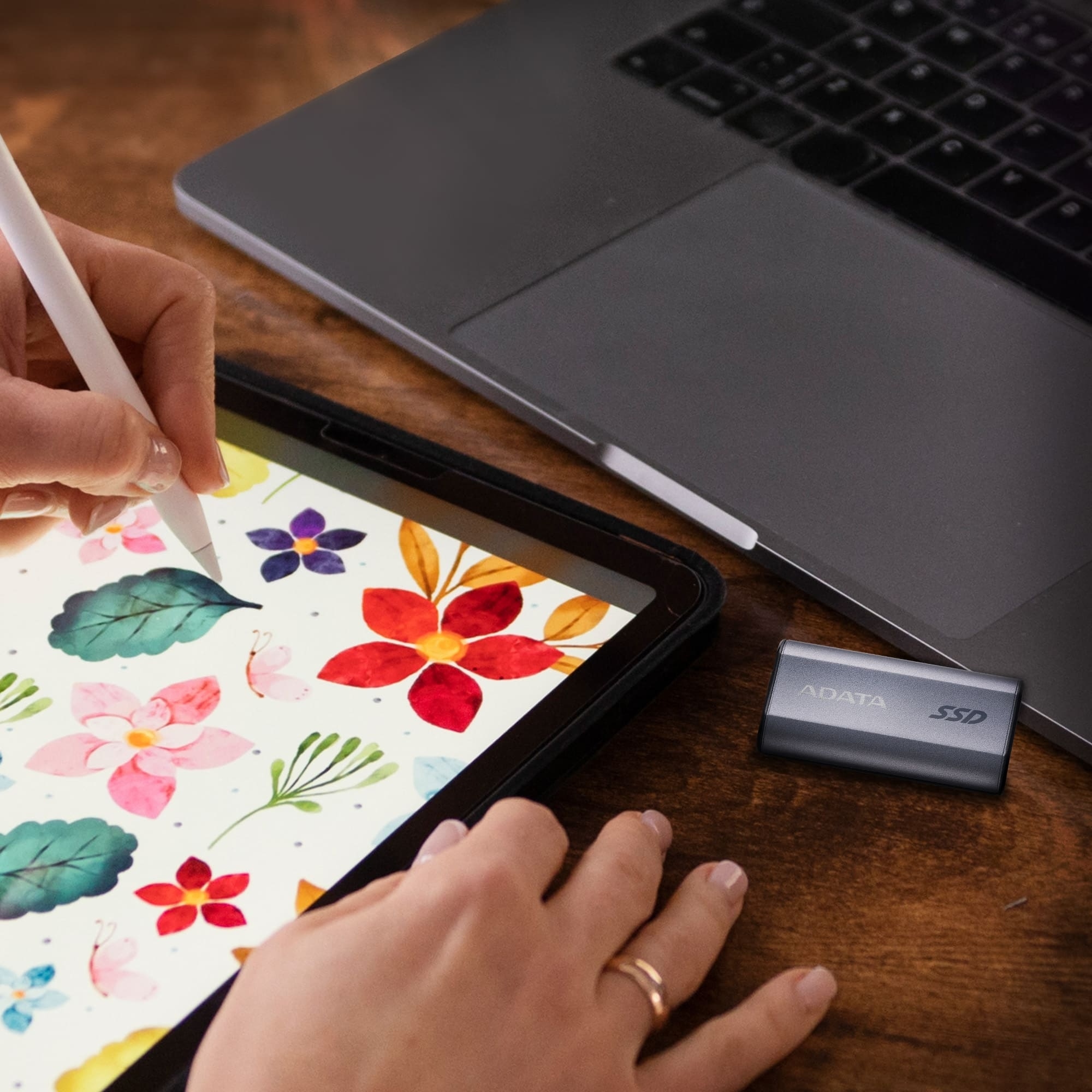 SSD накопитель ADATA USB Type-C 500GB SC750 (SC750-500G-CCBK) фото 