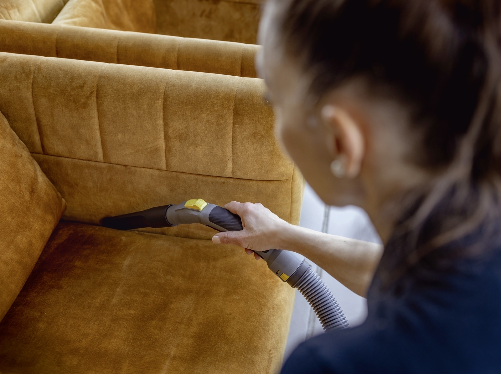 Пилосос професійний Karcher T 10/1 585Вт (1.527-300.0)фото