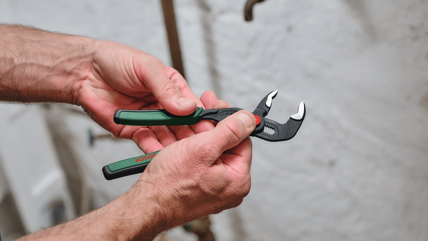 Клещи переставные Bosch 0-40мм 180мм (1.600.A03.9HU) фото 3