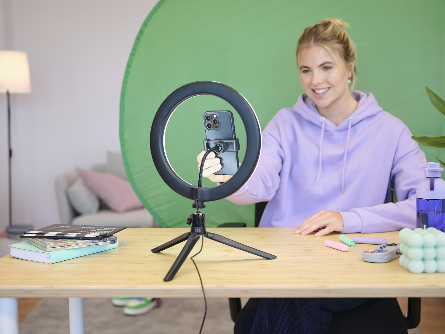 Комплект для стриминга Trust Maku+ 2-in-1 Streaming Kit, зеленый фон и кольцевая лампа фото 18