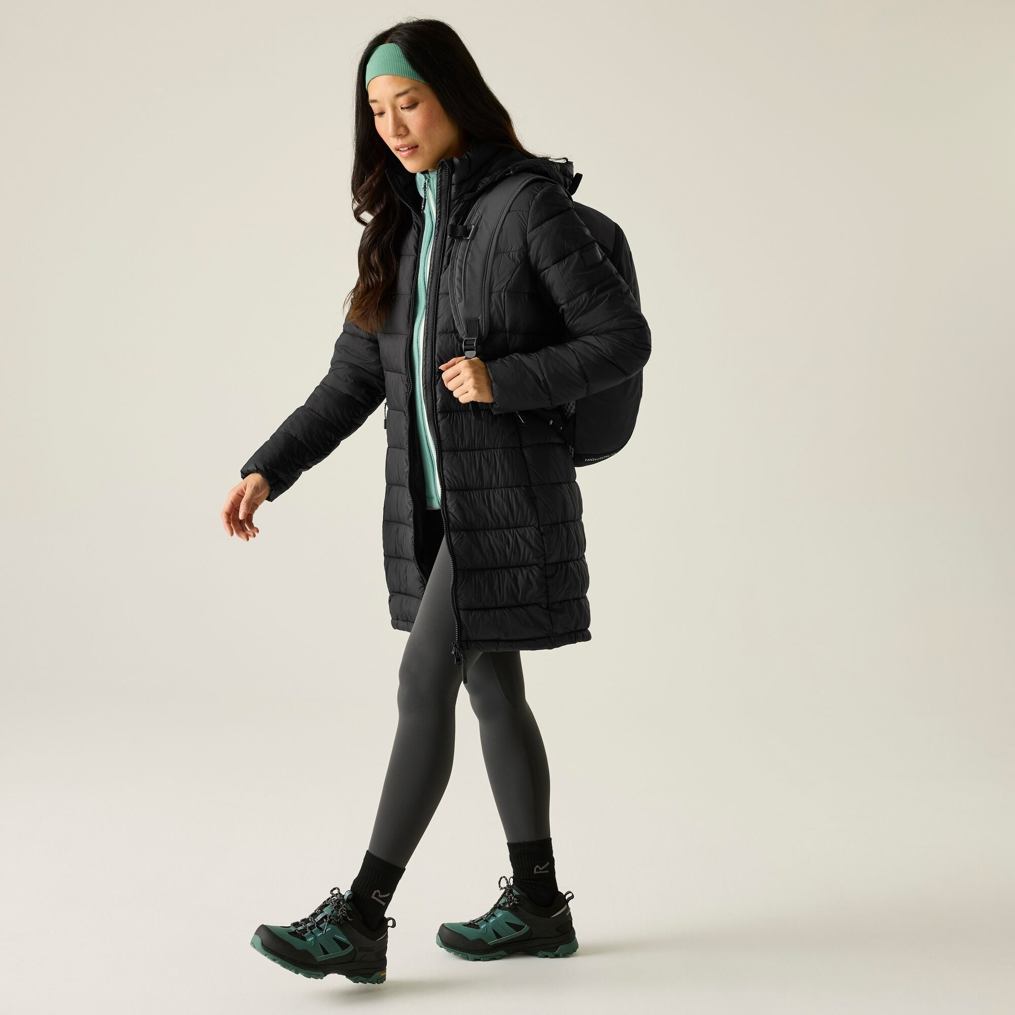 Куртка зимняя длинная женская Regatta Starler RWN208-800 10 черная фото 9