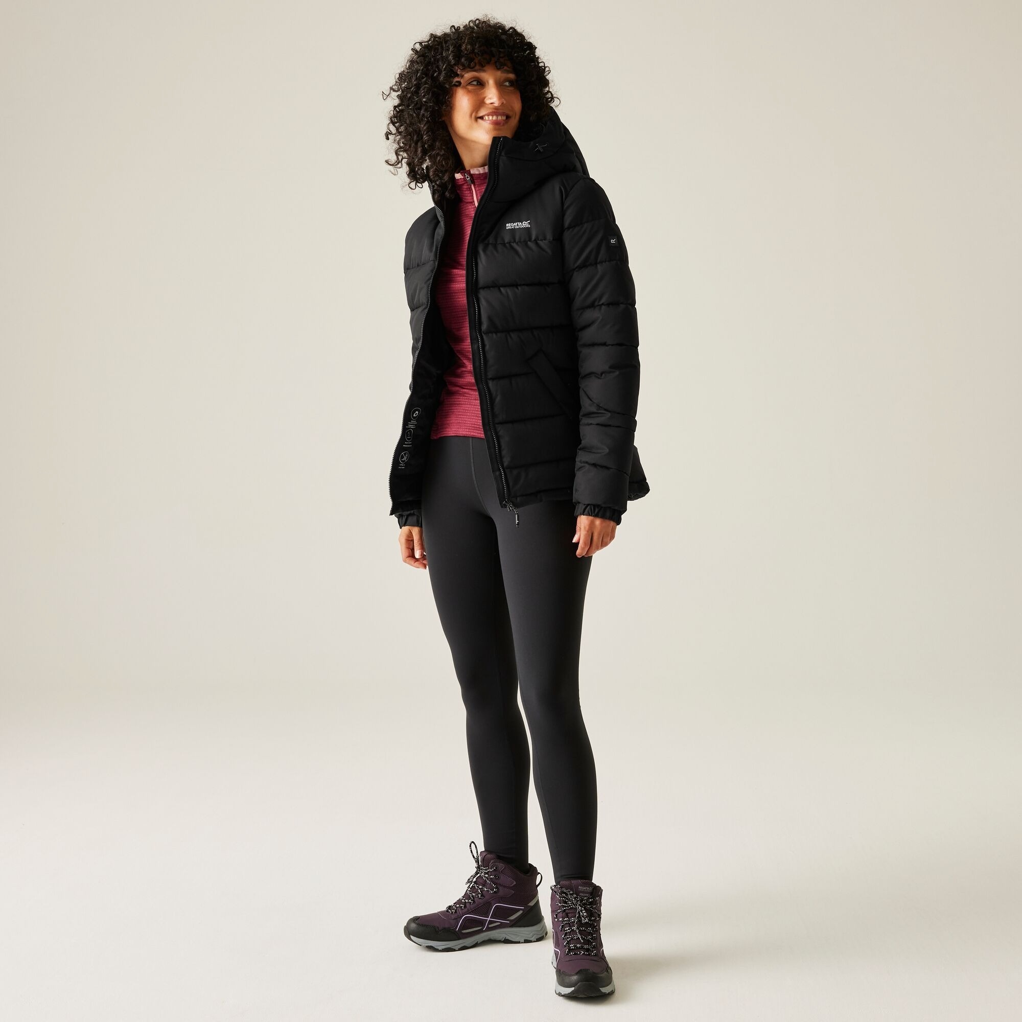 Куртка утепленная женская Regatta Women's Aldthorn RWN 397-800 16 черная фото 