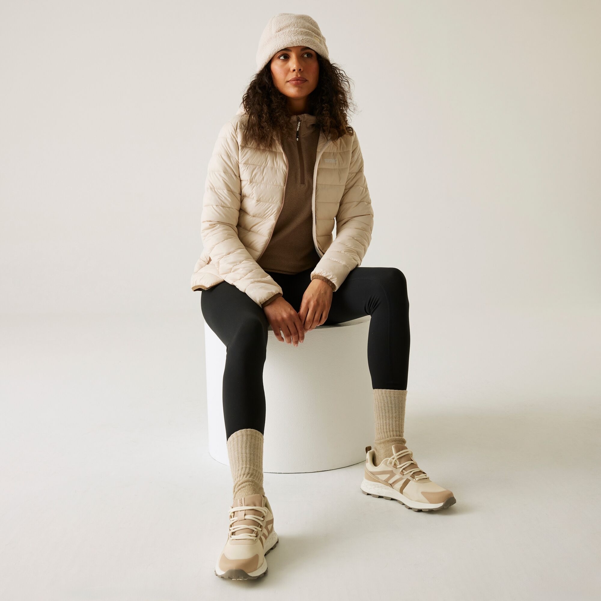 Куртка демисезонная женская Regatta WmnHoodMarizion RWN273-0CE 8 молочная фото 6