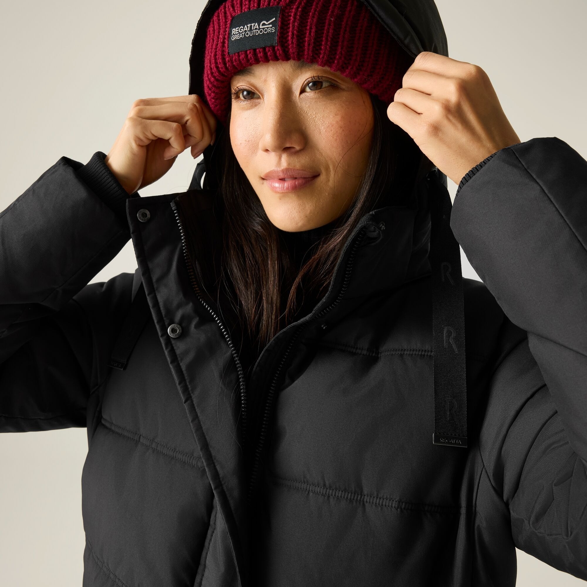 Куртка зимова довга жіноча Regatta Eryn RWN411-800 10 чорнафото