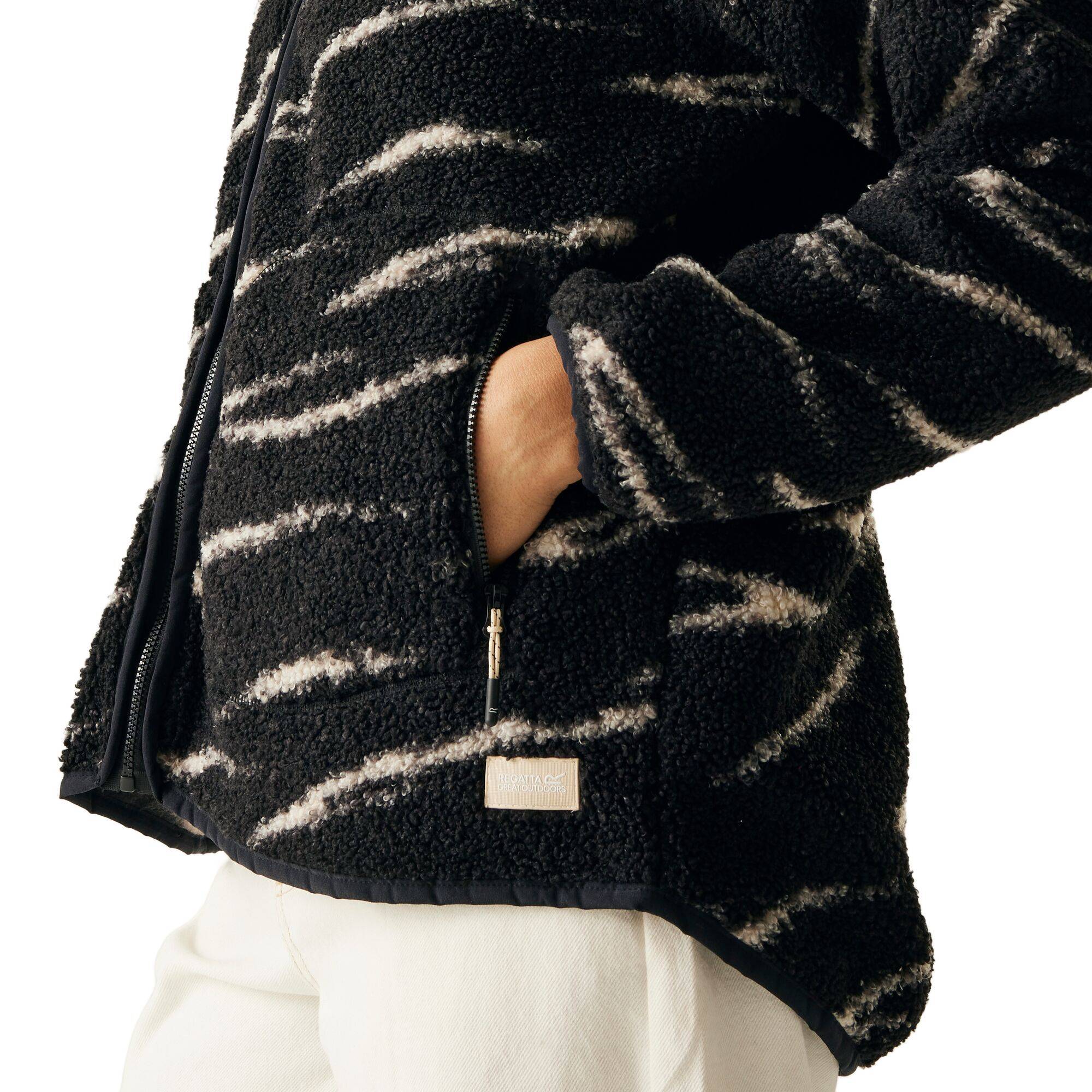 Кофта флисовая женская Regatta WmsFrankieBorgF/Z RWA748-ZYX 14 черная фото 7
