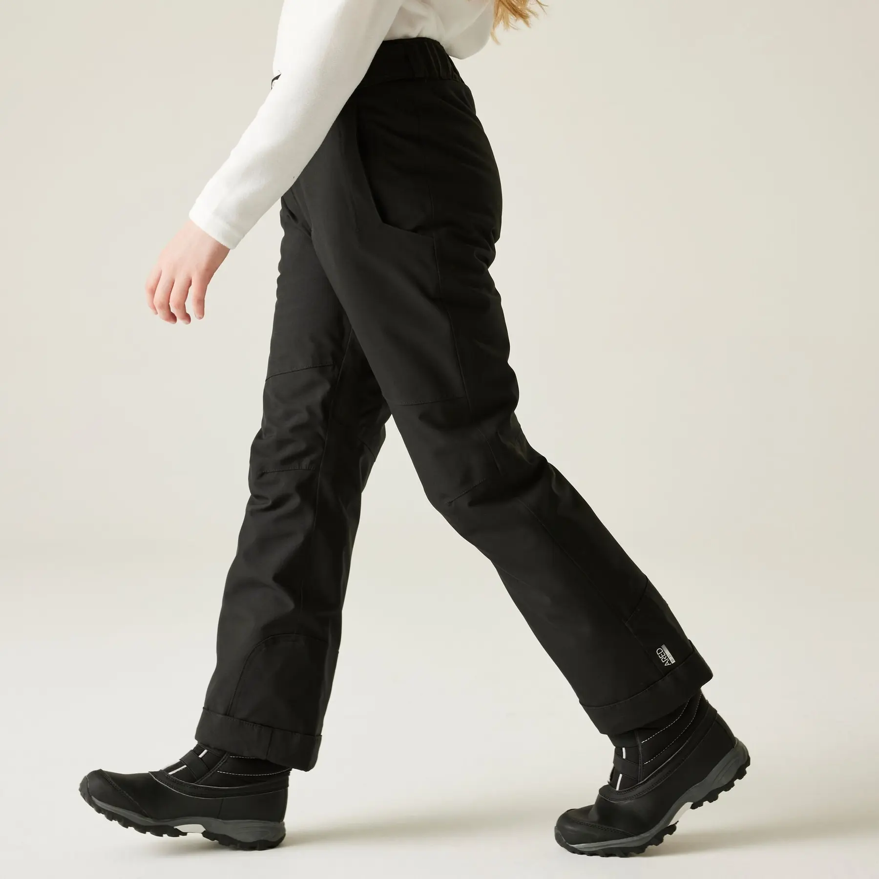 Штаны горнолыжные детские Dare2b Outmove II Pant DKW419-800 11-12 черные фото5