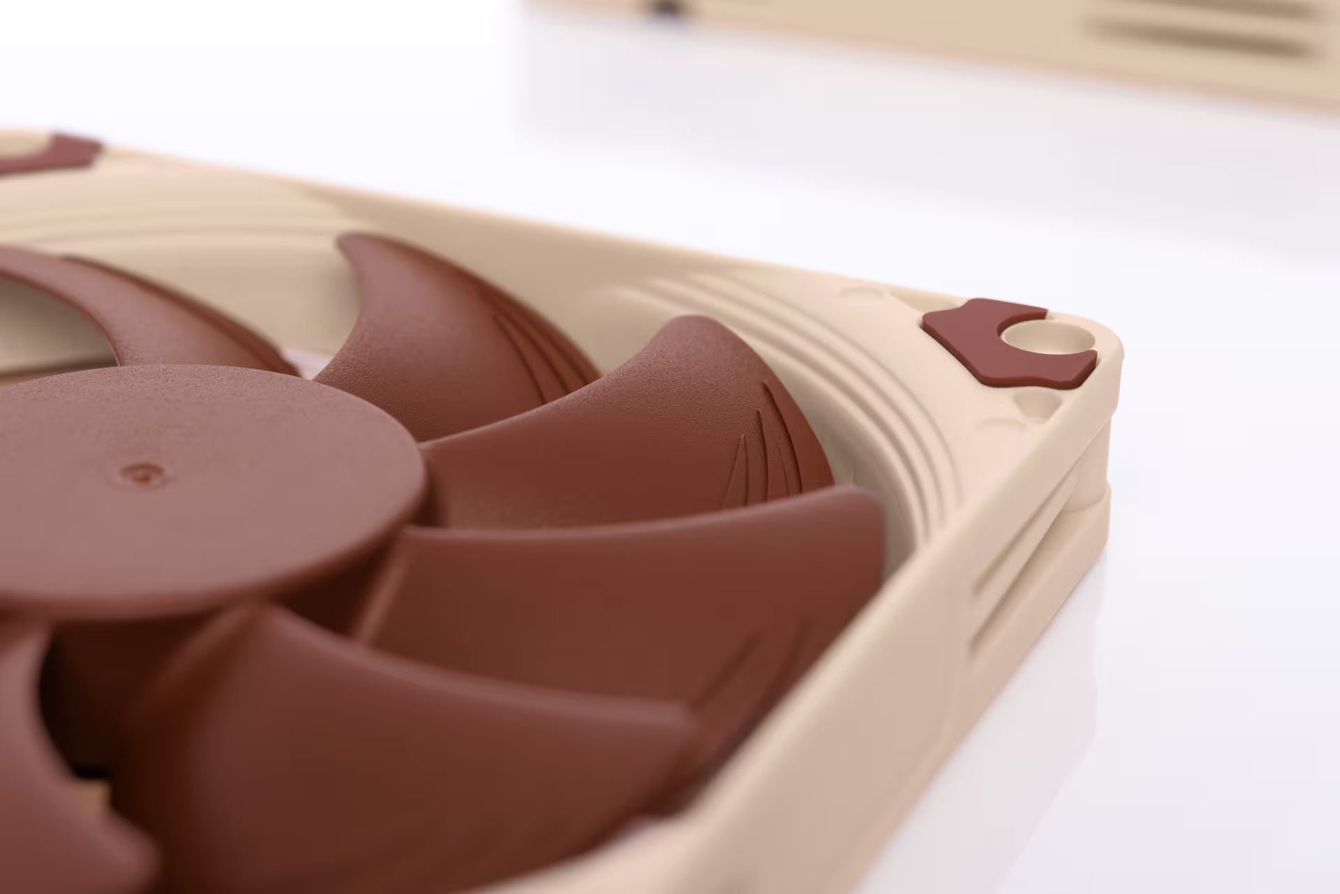Корпусний вентилятор Noctua NF-A9x14 PWM (NF-A9x14 PWM)фото4