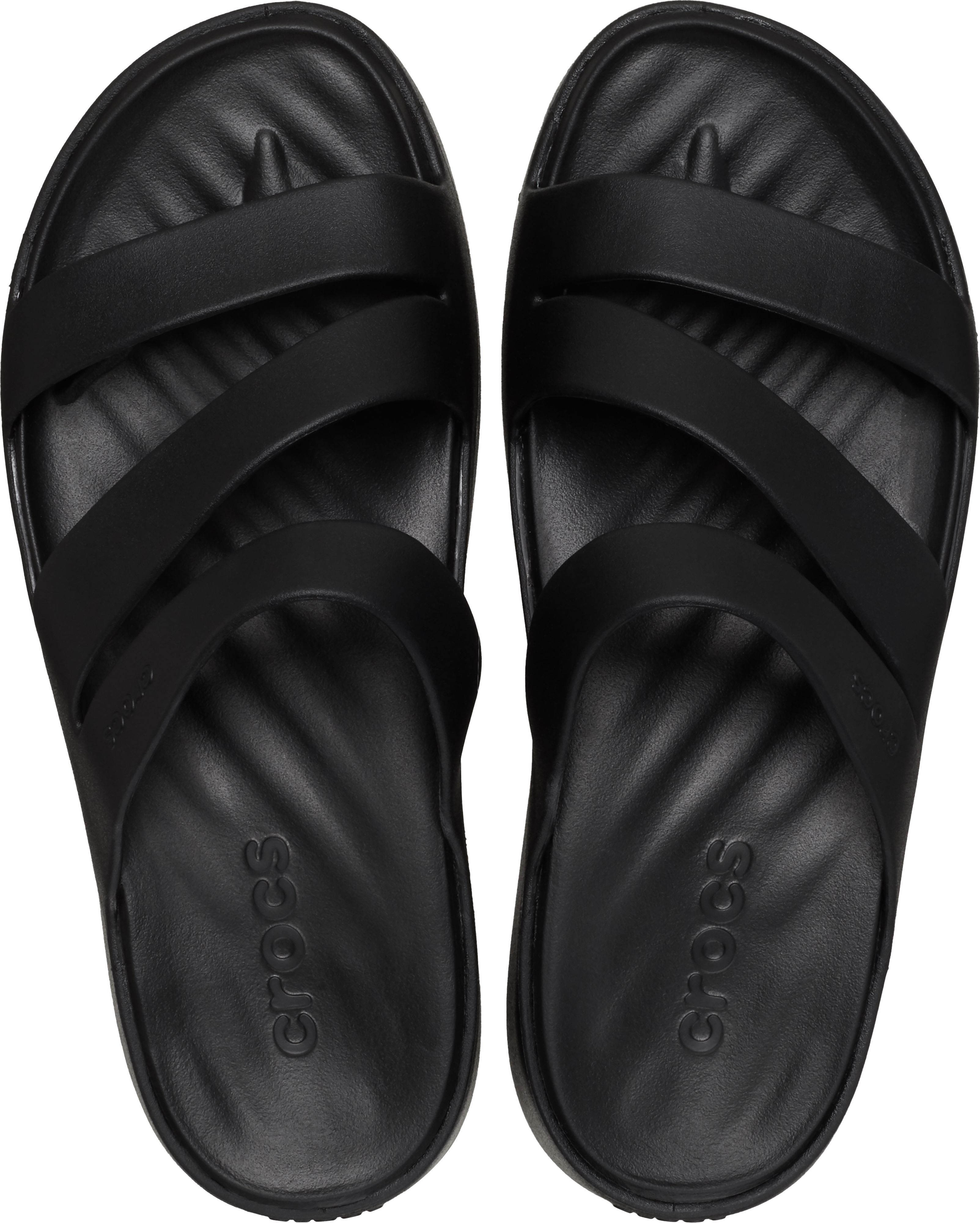 Шльопанці жіночі Crocs Getaway Strappy 209587-001 38-39 чорніфото