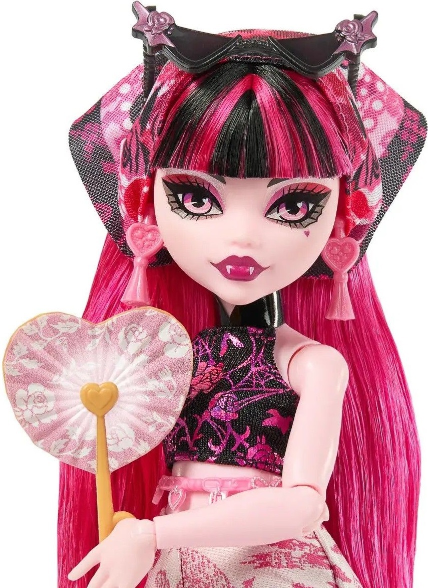 Набор-сюрприз Monster High Ужас-секреты Дракулоры серии Кошмарные каникулы (JDR50) фото 
