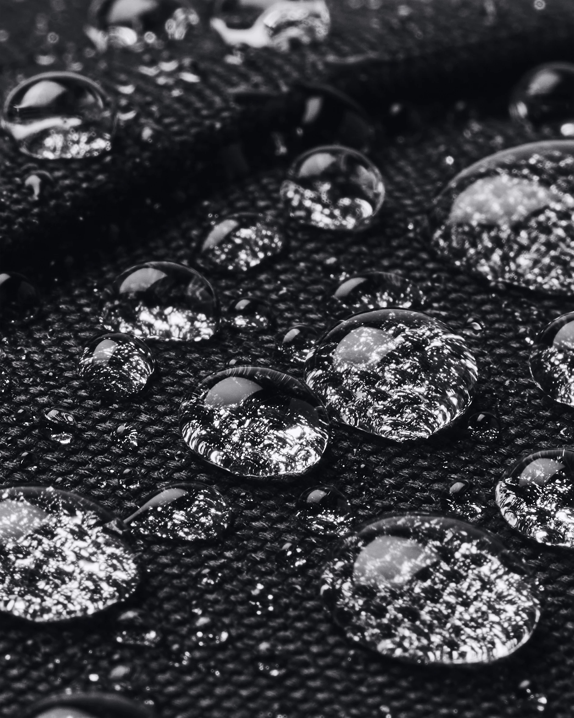 Сумка на пояс Under Armour Essential 1378418-001 (OSFM US) черная фото 7