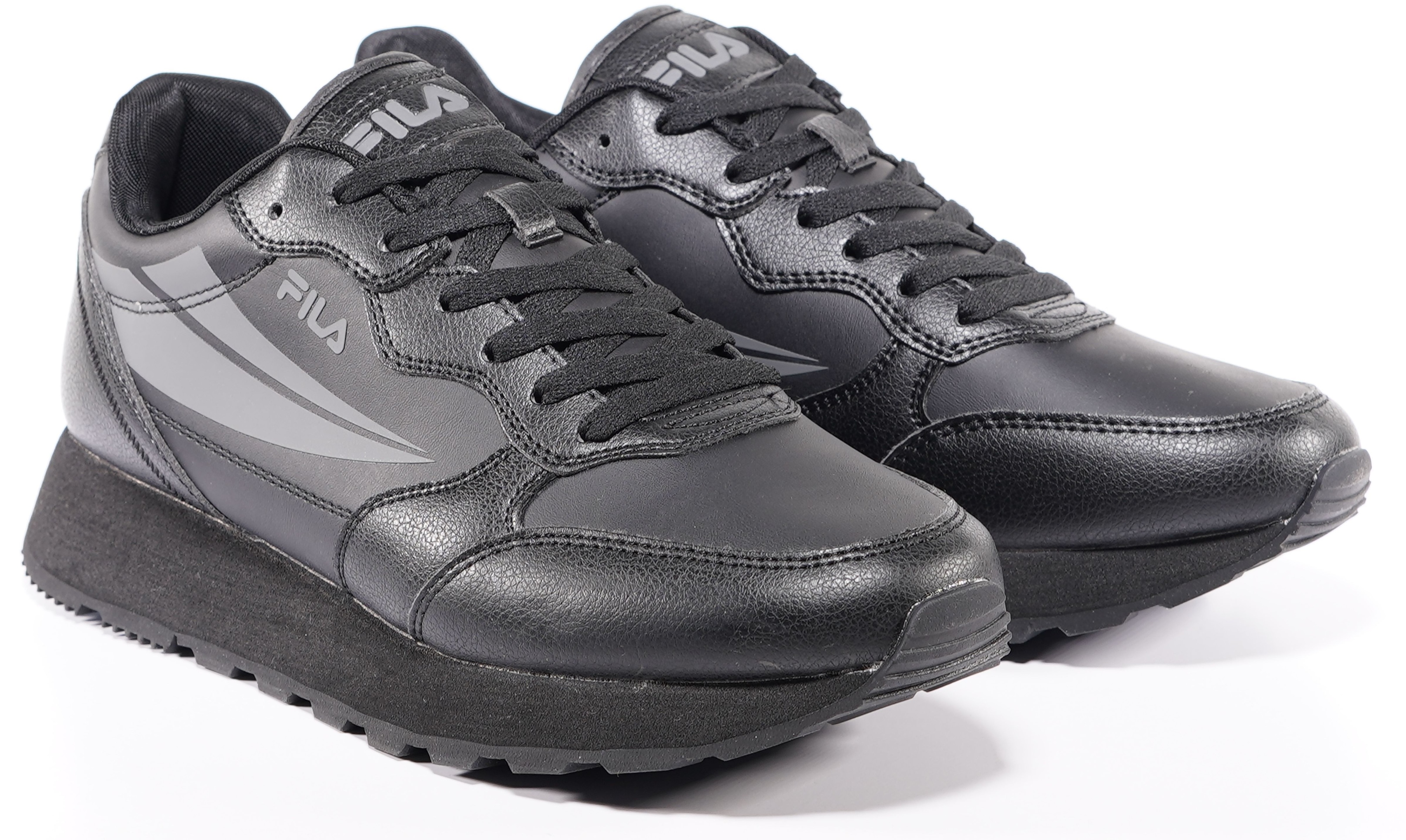 Кросівки чоловічі FILA Hypert P FFM0441-83167 45 чорніфото