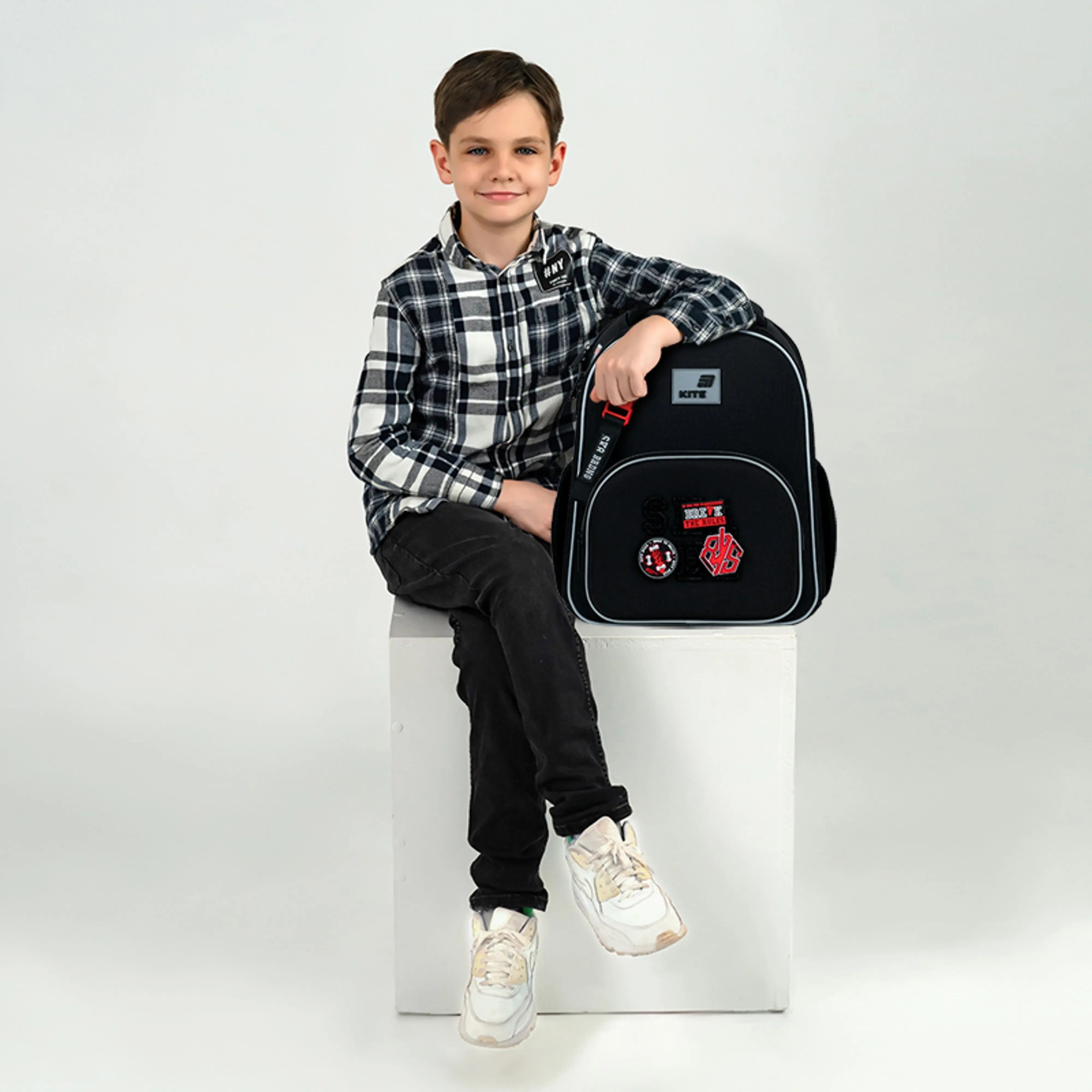 Рюкзак школьный каркасный Kite Education Break the Rules K26-556M-5 фото 