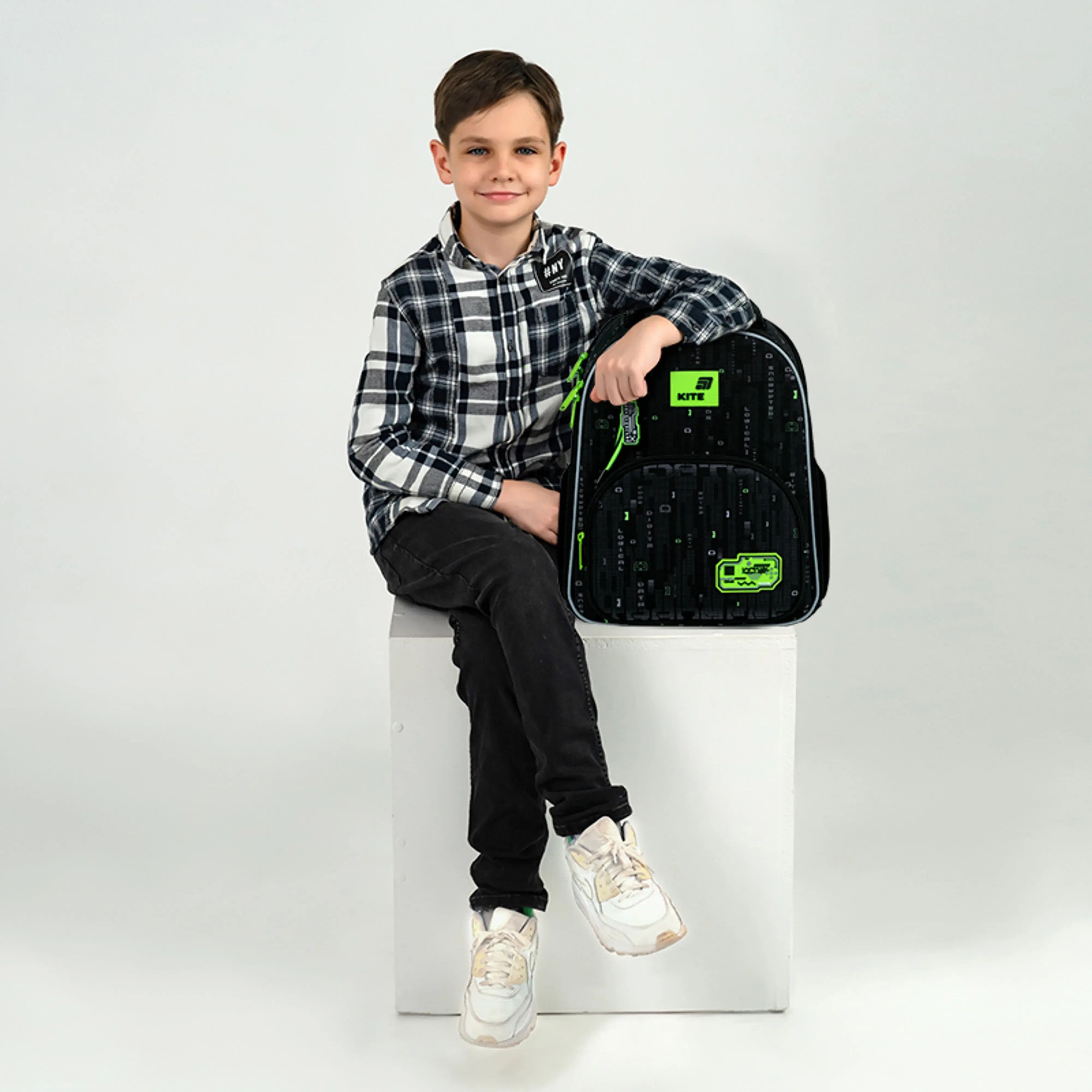 Рюкзак школьный каркасный Kite Education Digital K26-556M-4 фото 