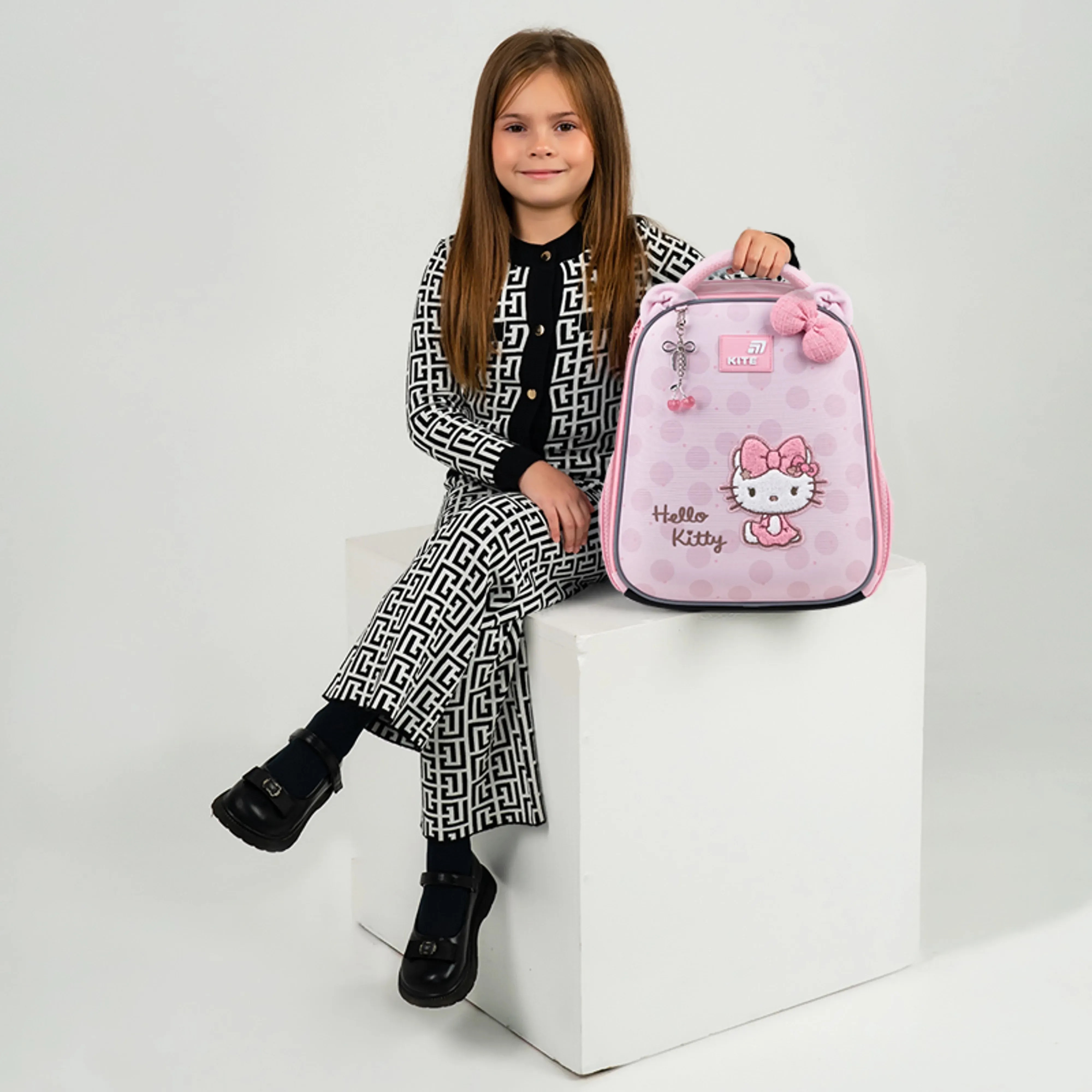 Рюкзак школьный каркасный Kite Education Hello Kitty HK26-555S-2 фото 
