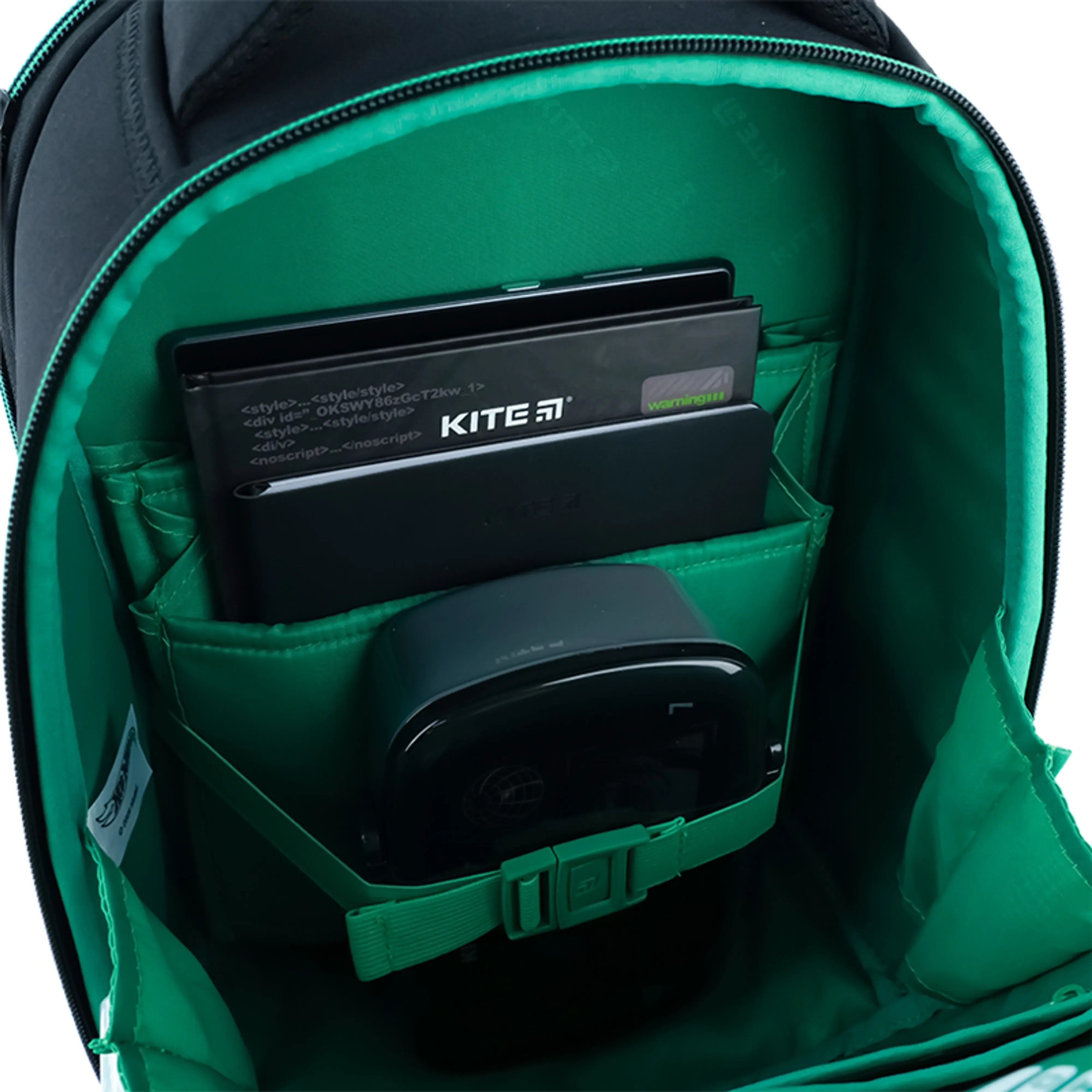 Рюкзак школьный каркасный Kite Education Hot Wheels HW26-555S фото 