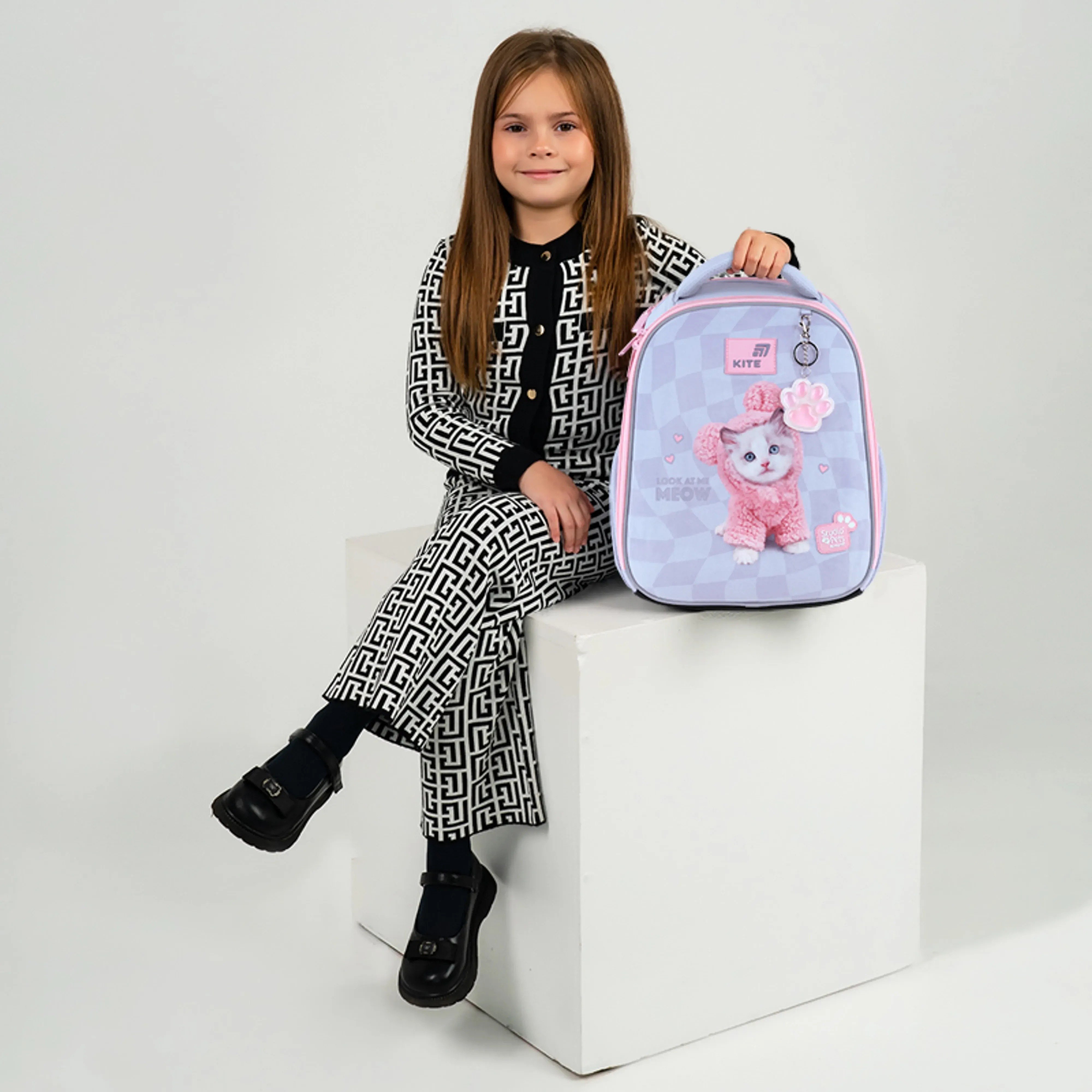 Рюкзак школьный каркасный Kite Education Studio Pets SP26-555S фото 