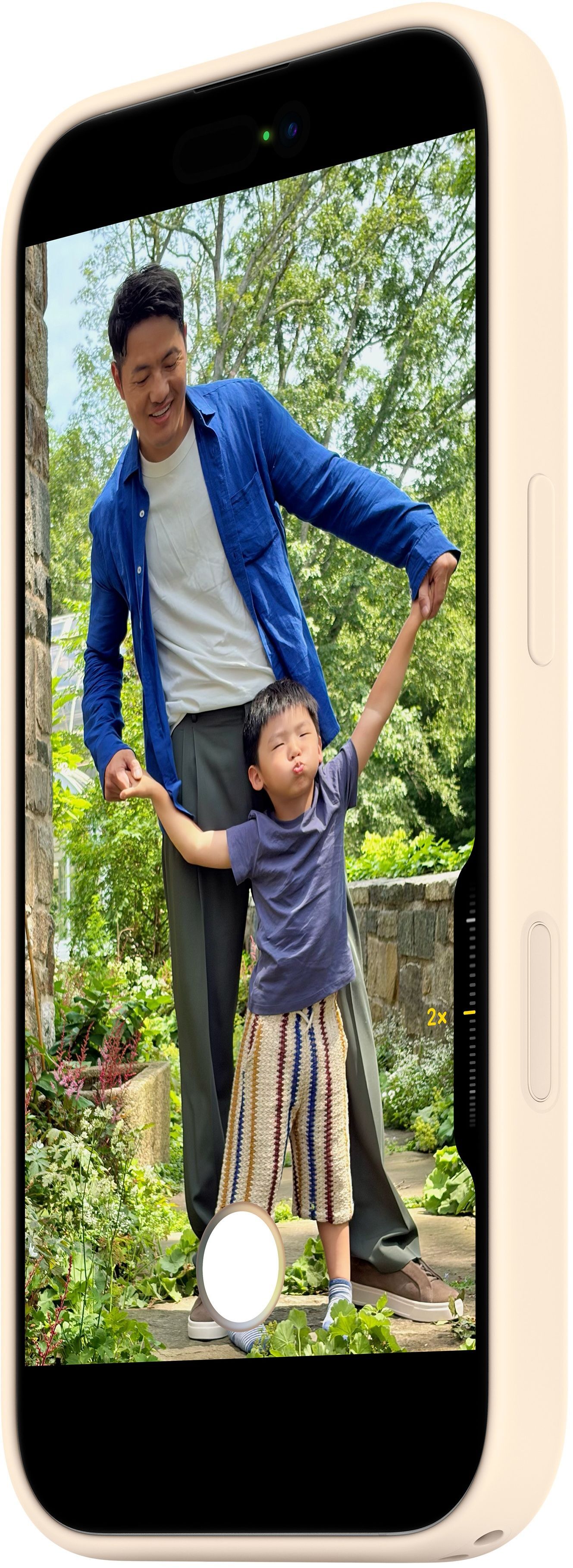 Чехол Apple для iPhone 17 Silicone Case with MagSafe Vanilla (MHVM4ZM/A) фото 6