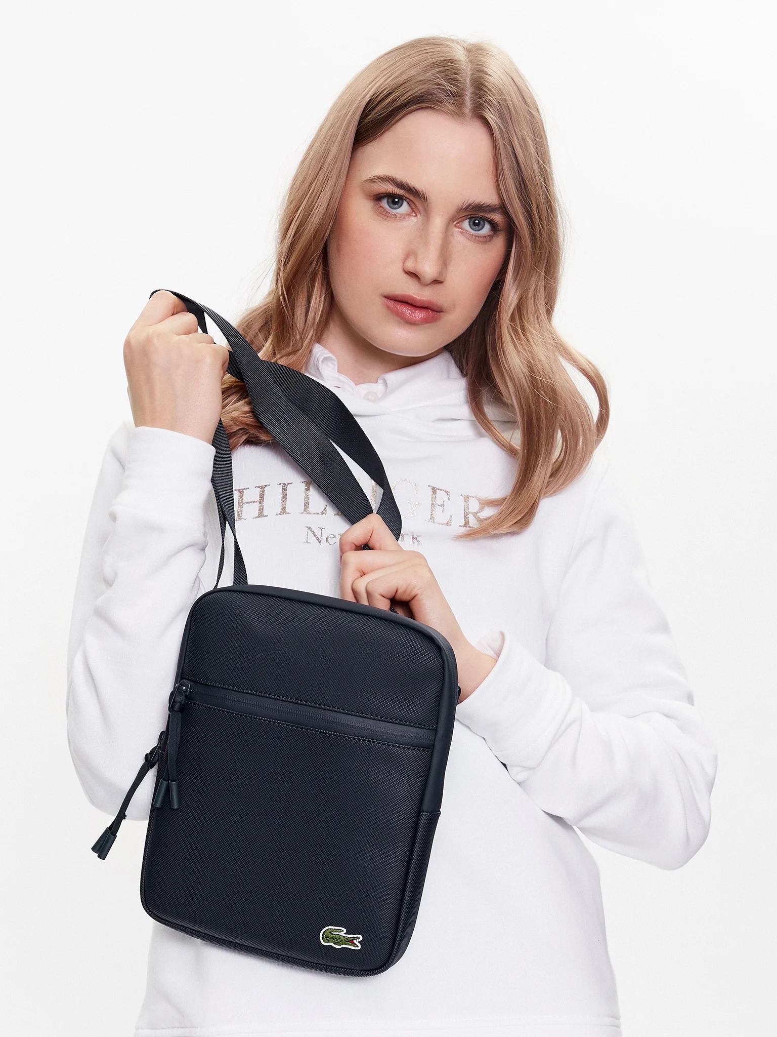 Сумка Lacoste NH3308LVP88 синяфото