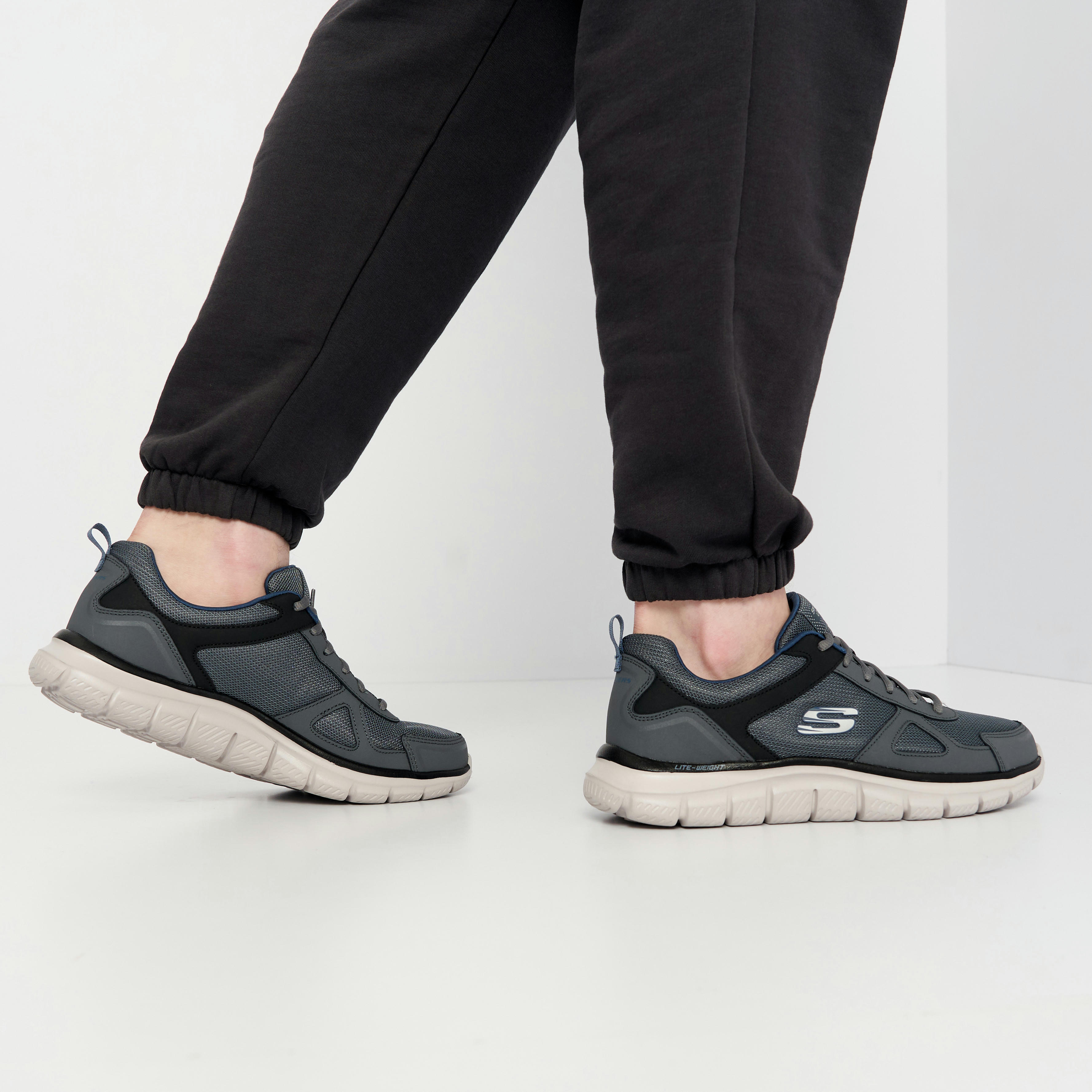 Кроссовки мужские Skechers Track 52631 GYNV 41 (8 US) серые фото 